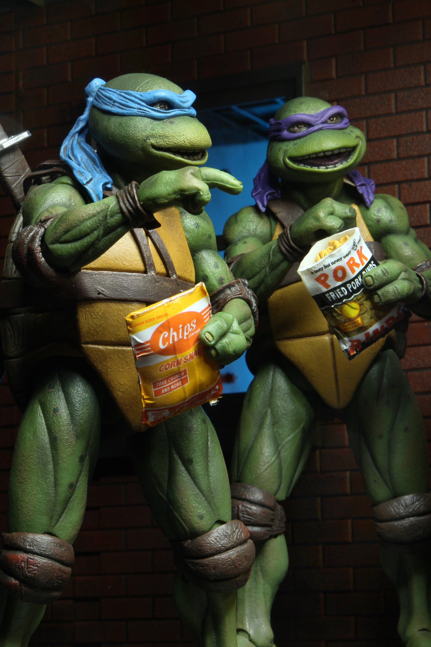 Teenage Mutant Ninja Turtles (1990 Movie) - 7" Scale Accessory Set