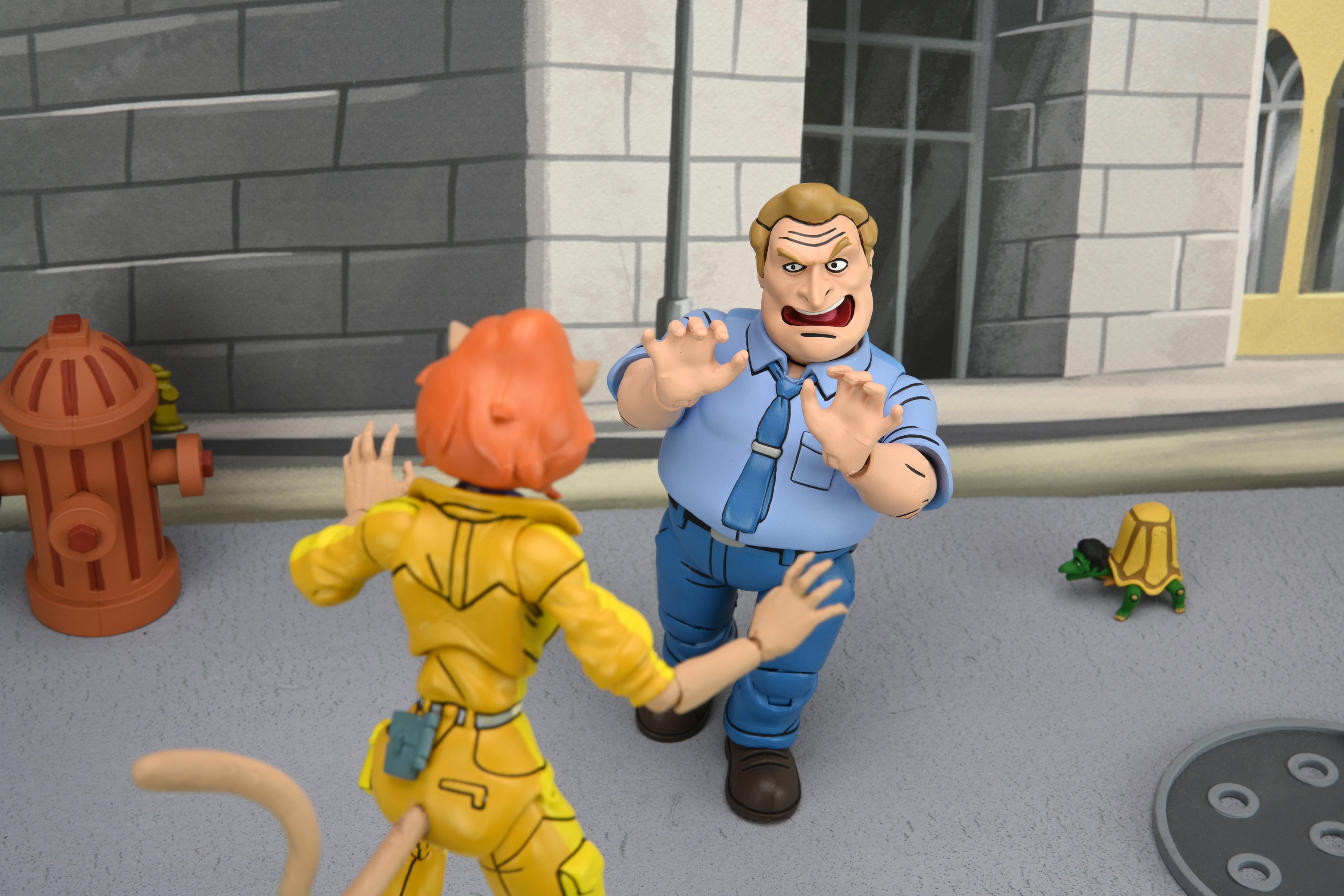 Burne and Catwoman April figures and accessories from the Teenage Mutant Ninja Turtles (1987 Cartoon) - Channel 6 Newsroom 7” Scale Action Figure 4-Pack - NECA