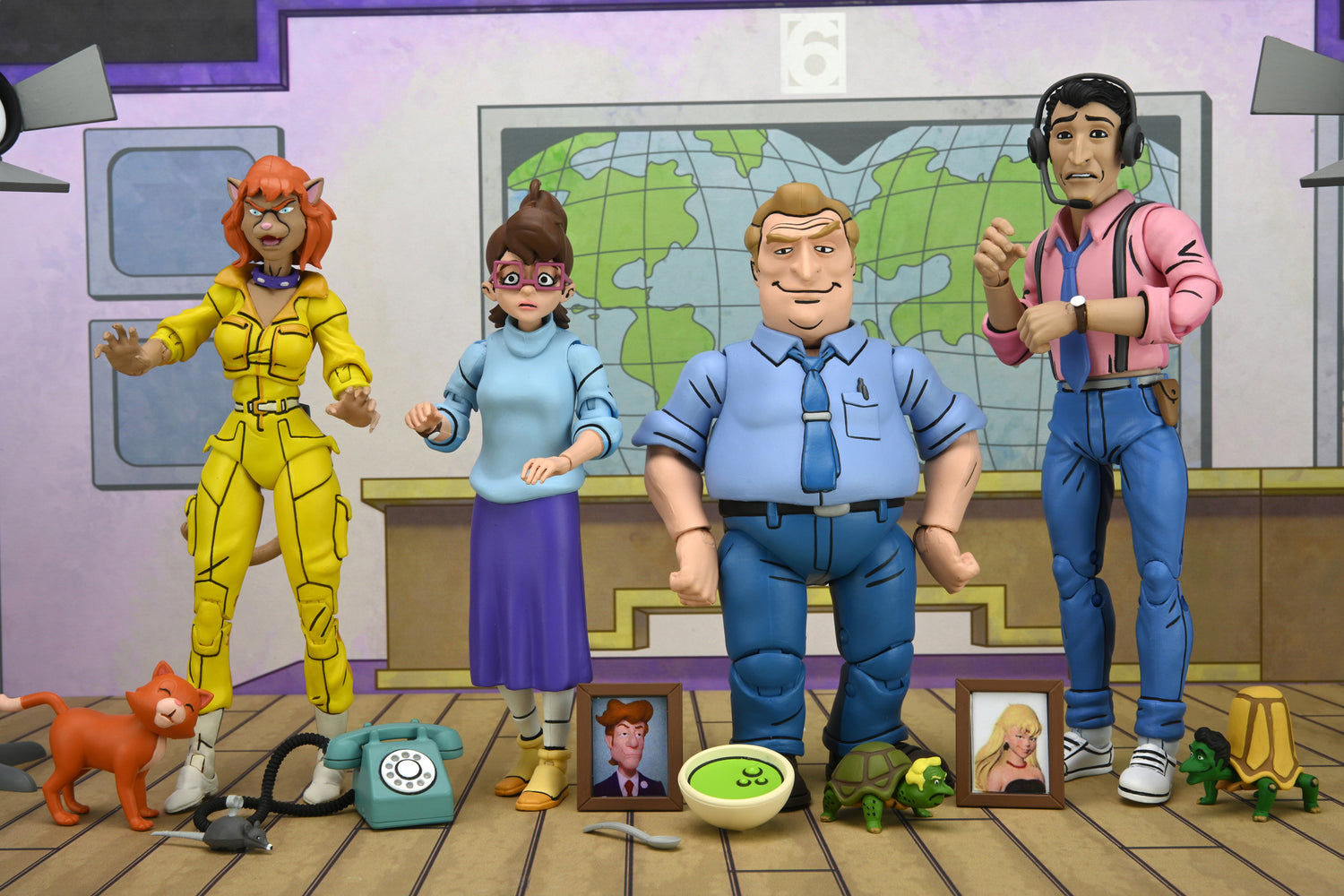 Catwoman April, Irma, Burne, and Vernon figures and accessories from the Teenage Mutant Ninja Turtles (1987 Cartoon) - Channel 6 Newsroom 7” Scale Action Figure 4-Pack - NECA