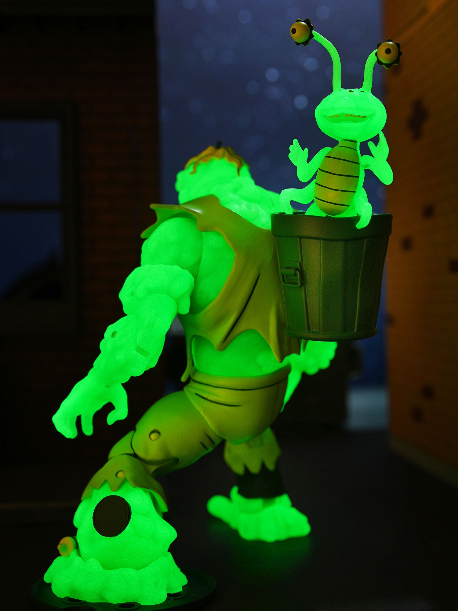 Teenage Mutant Ninja Turtles (Cartoon) - Ultimate Glow in the Dark Muckman &amp; Joe Eyeball 7” Scale Action Figures on the NECA Store