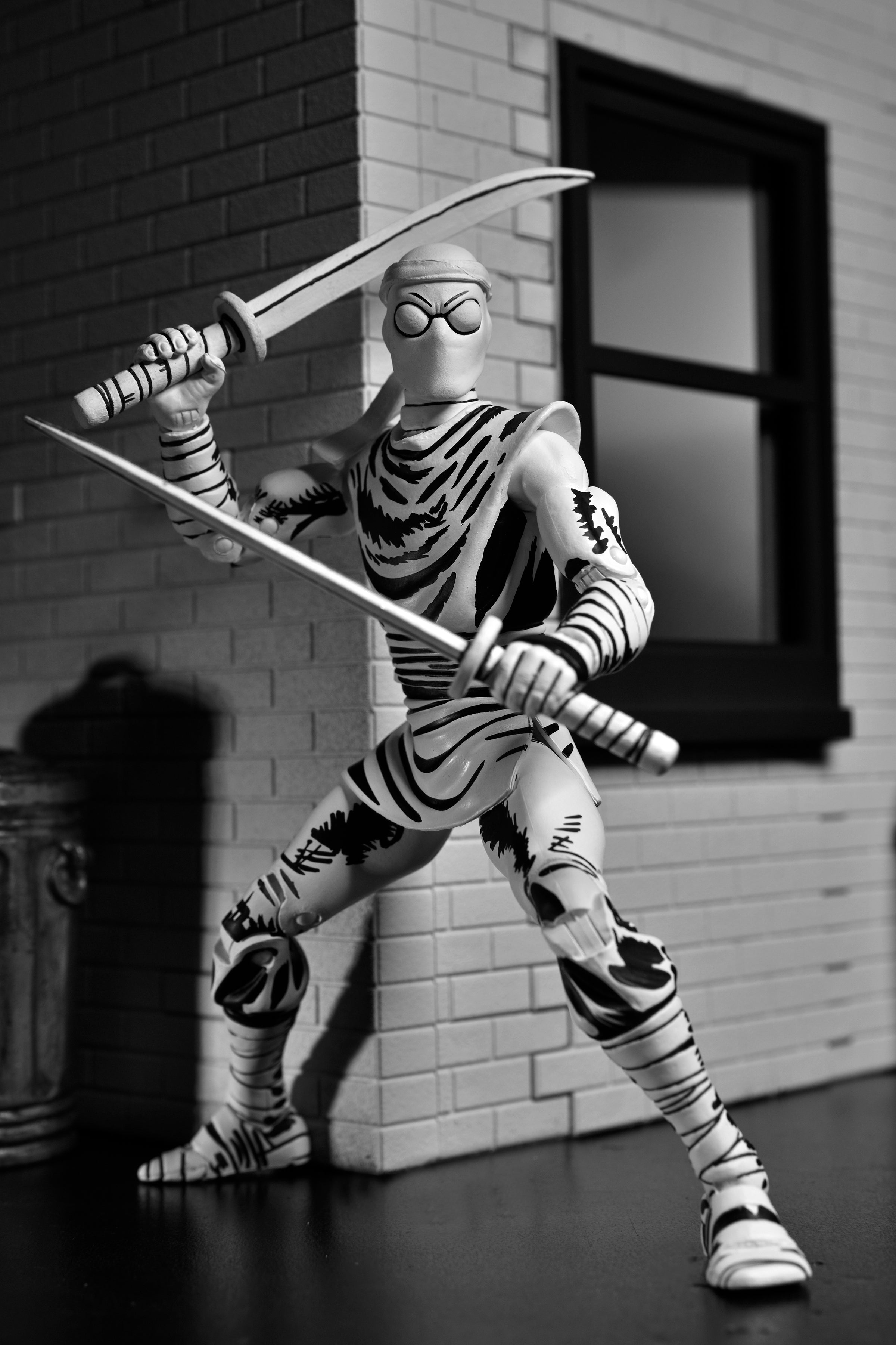 Neca orders TMNT Mutant Ninja Turtles Mirage Foot Soldier Black & White Variant AutoT