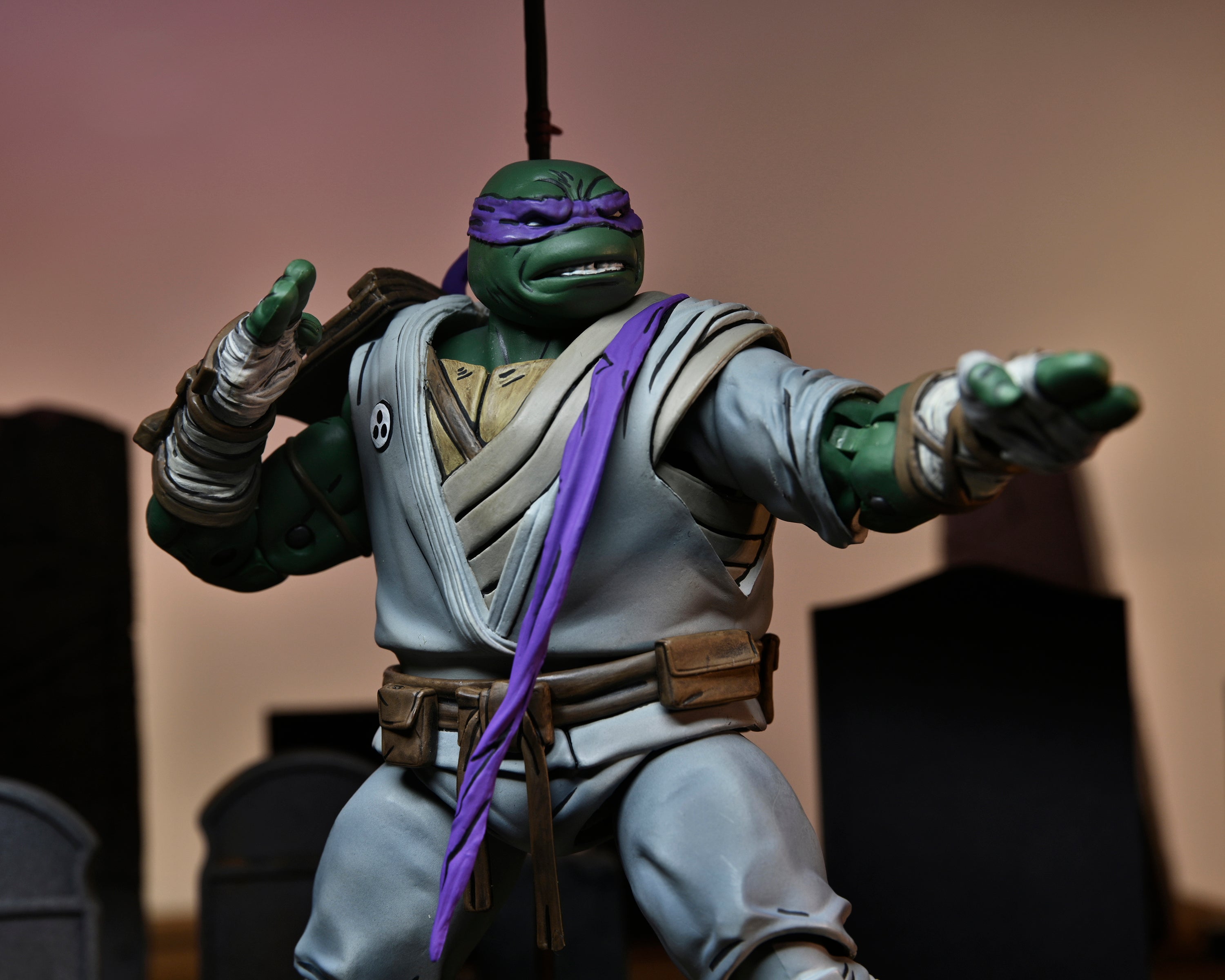 Teenage Mutant Ninja Turtles (The Last Ronin) - Ultimate Donatello 7&quot; Scale Action Figure - NECA