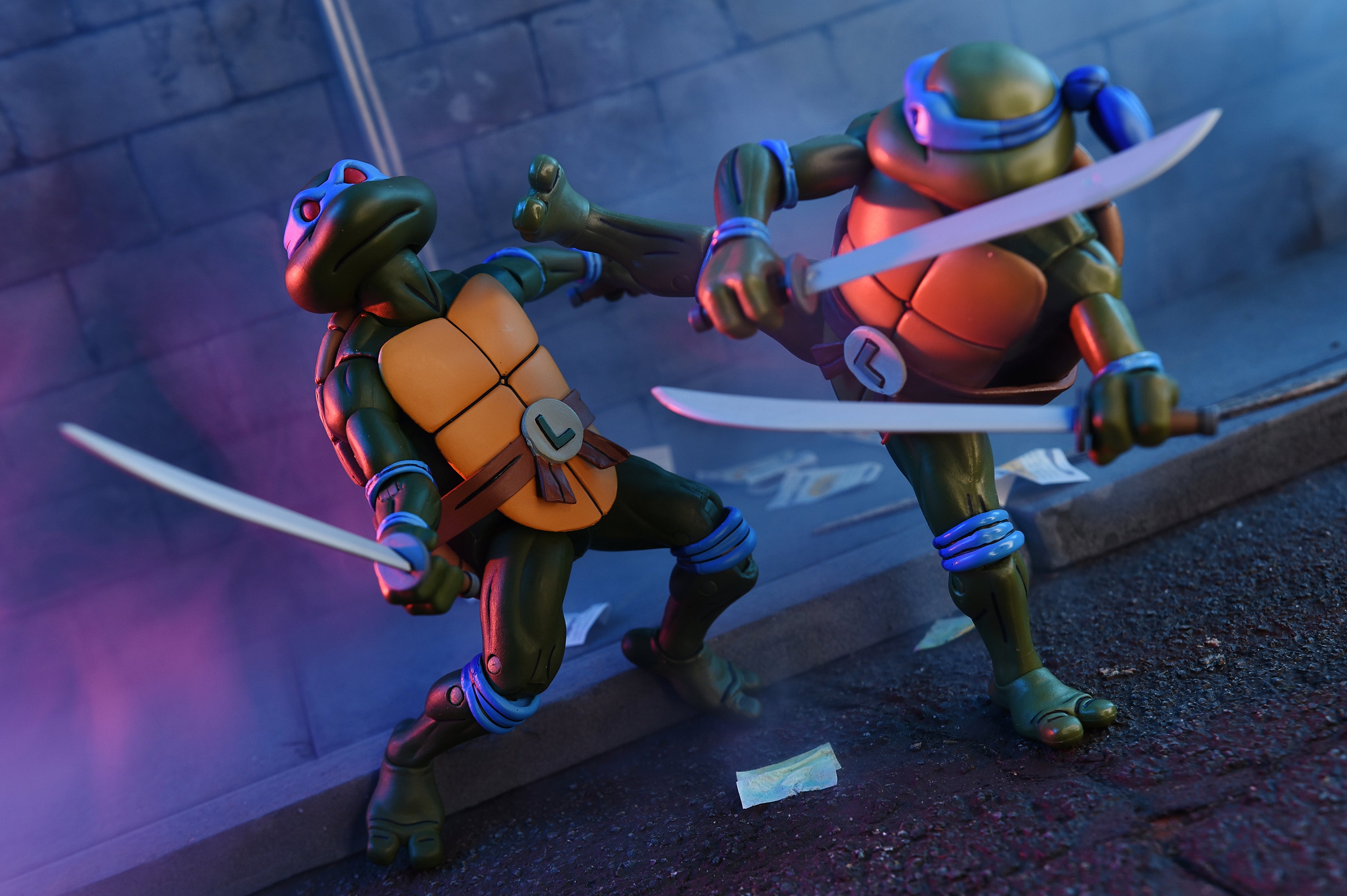 Teenage Mutant Ninja Turtles (Cartoon) - Ultimate Leonardo 7” Scale Action Figure (VHS)