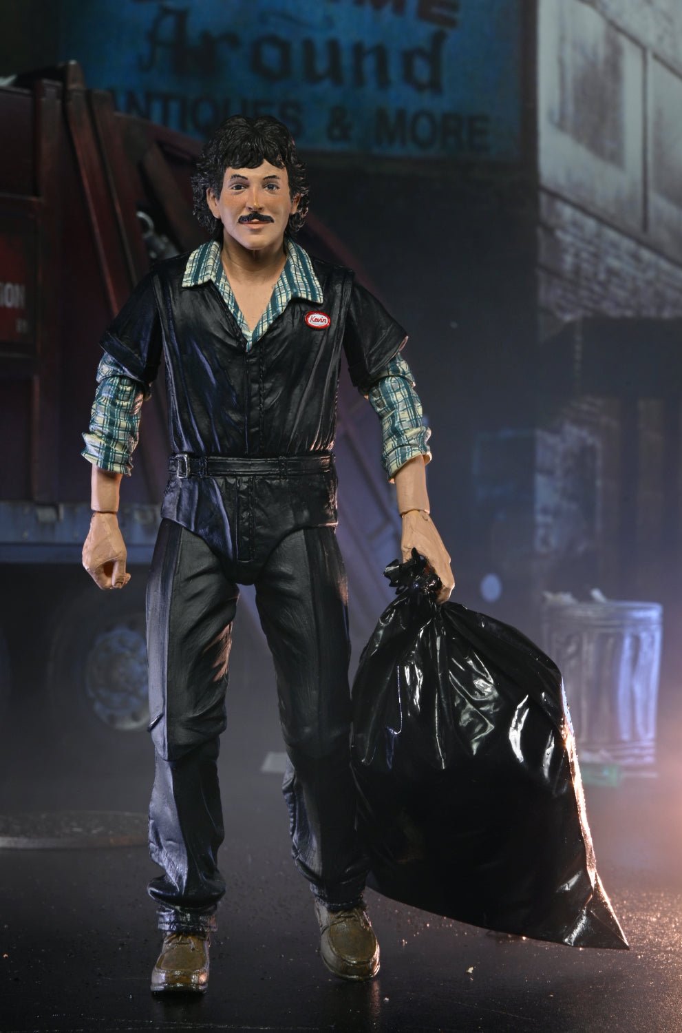 Teenage Mutant Ninja Turtles (1990 Movie) - Kevin Eastman as Garbage Man 7” Scale Action Figure (2024 Con Exclusive) - NECA