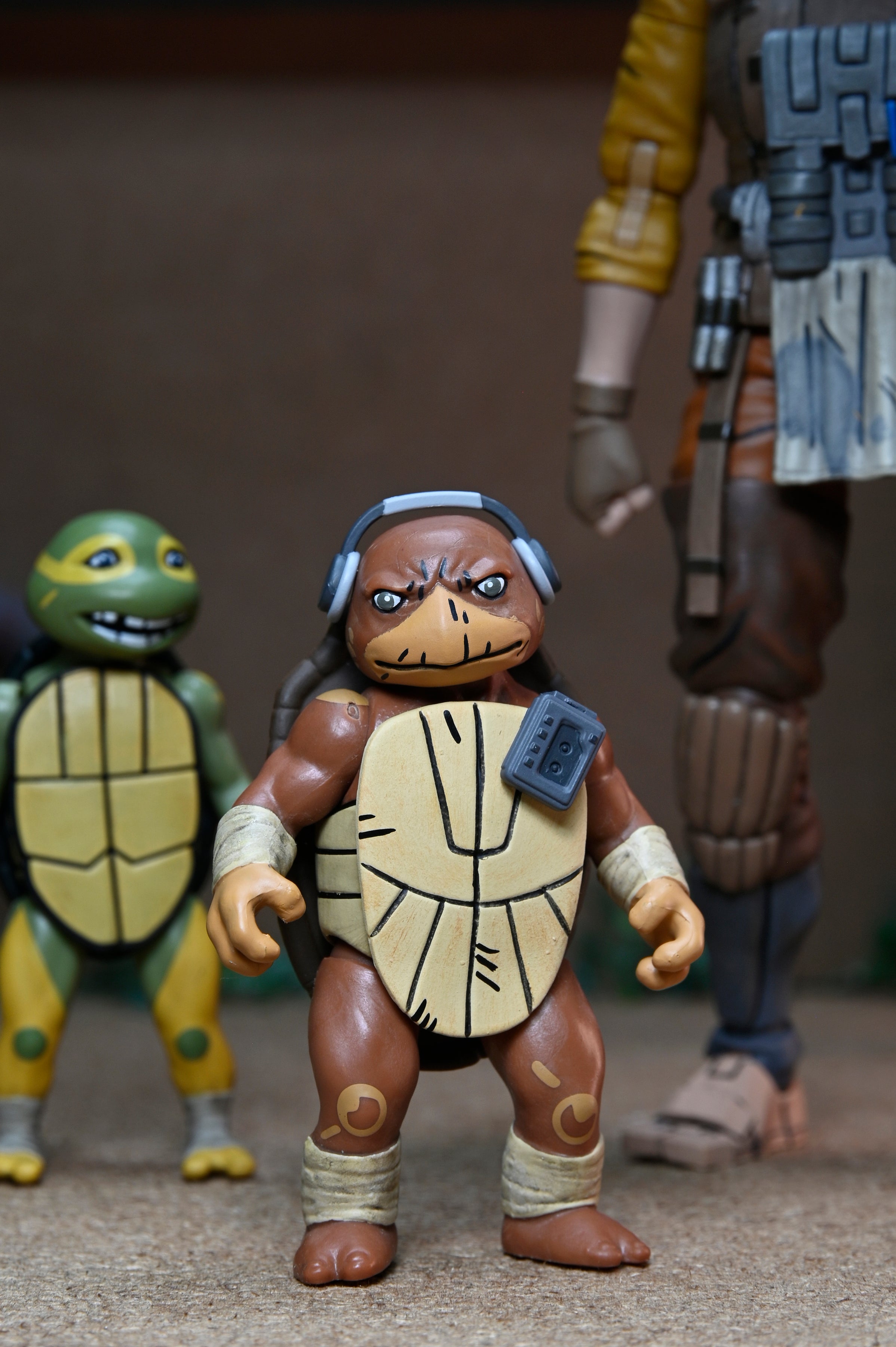 Teenage Mutant Ninja Turtles (The Last Ronin - The Lost Years) - Grammy April with Baby Yi &amp; Moja 7” Scale Action Figures - NECA