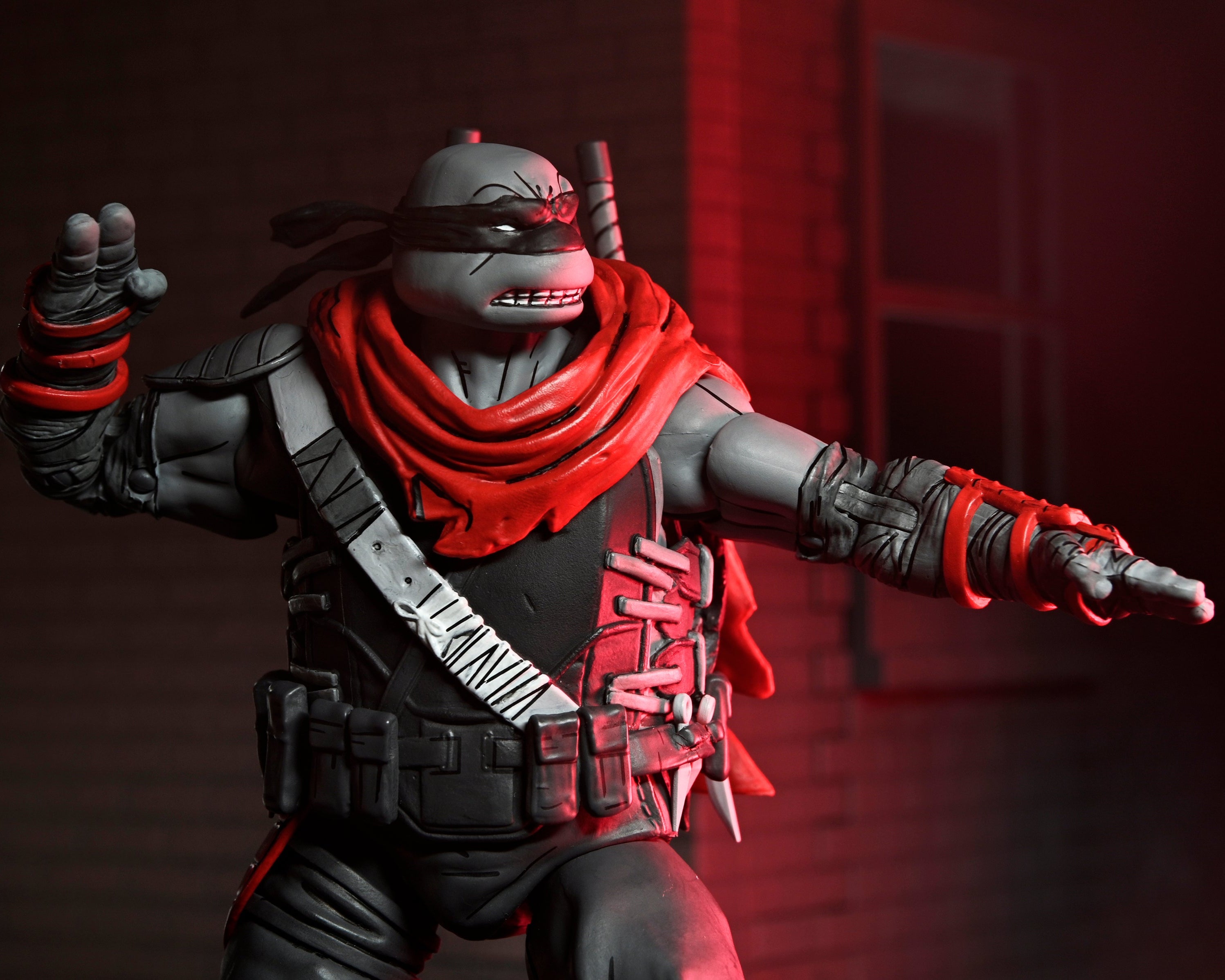Teenage Mutant Ninja Turtles (The Last Ronin - The Lost Years) - Nightwatcher Leonardo 7” Scale Action Figure