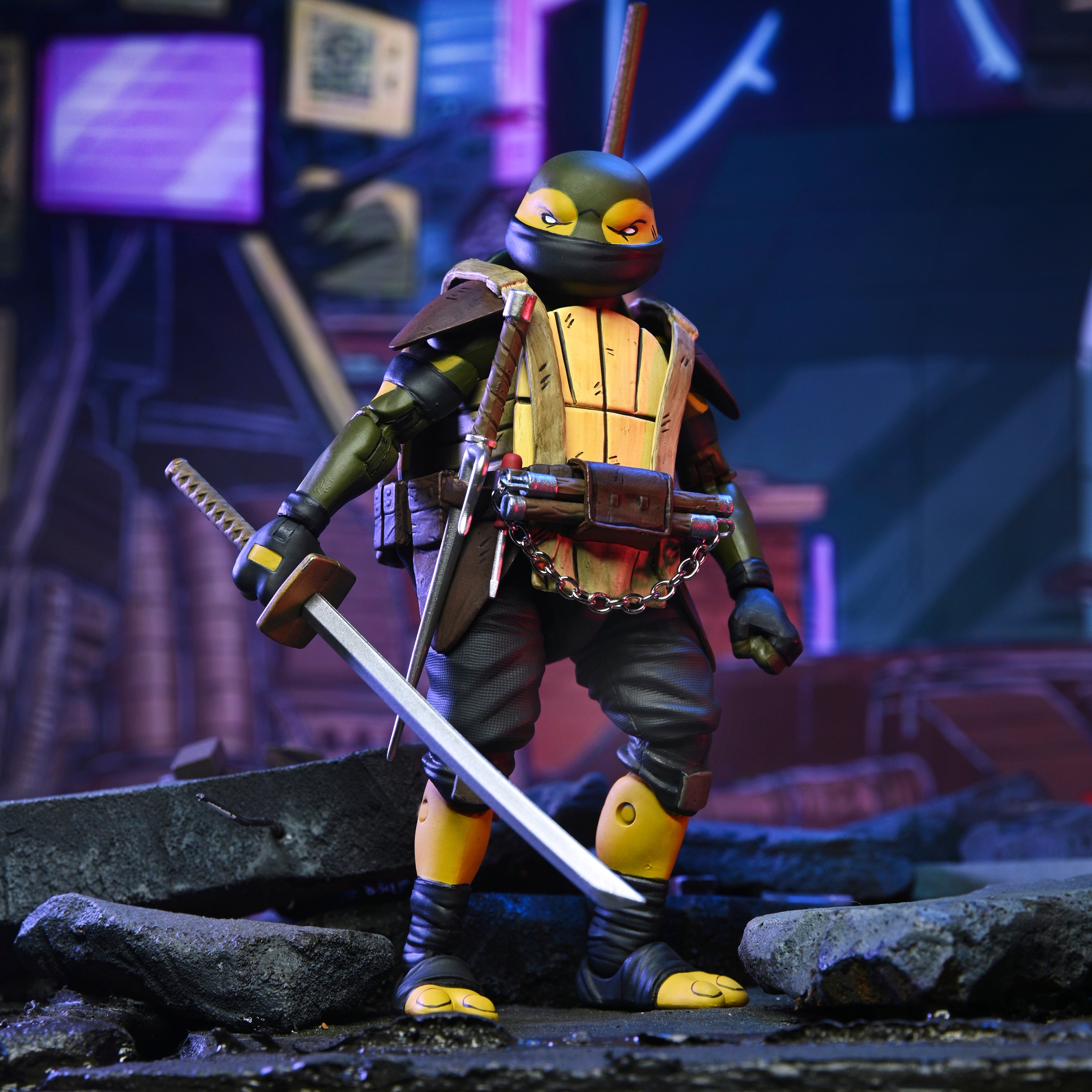 Teenage Mutant Ninja Turtles (The Last Ronin) - Ultimate Yi 7” Scale Action Figure - NECA