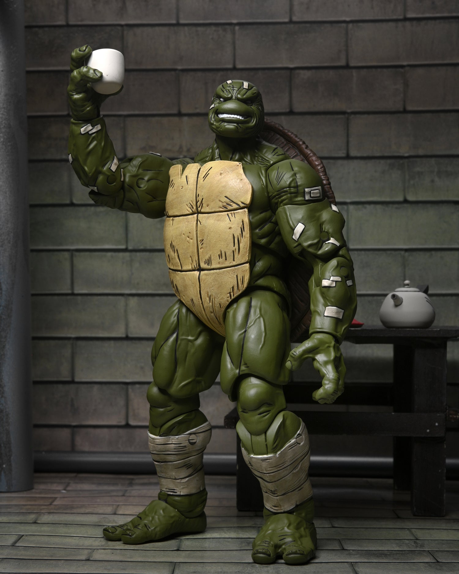 Teenage Mutant Ninja Turtles (The Last Ronin) - 7" Scale Action Figure - Battle Damaged Ronin