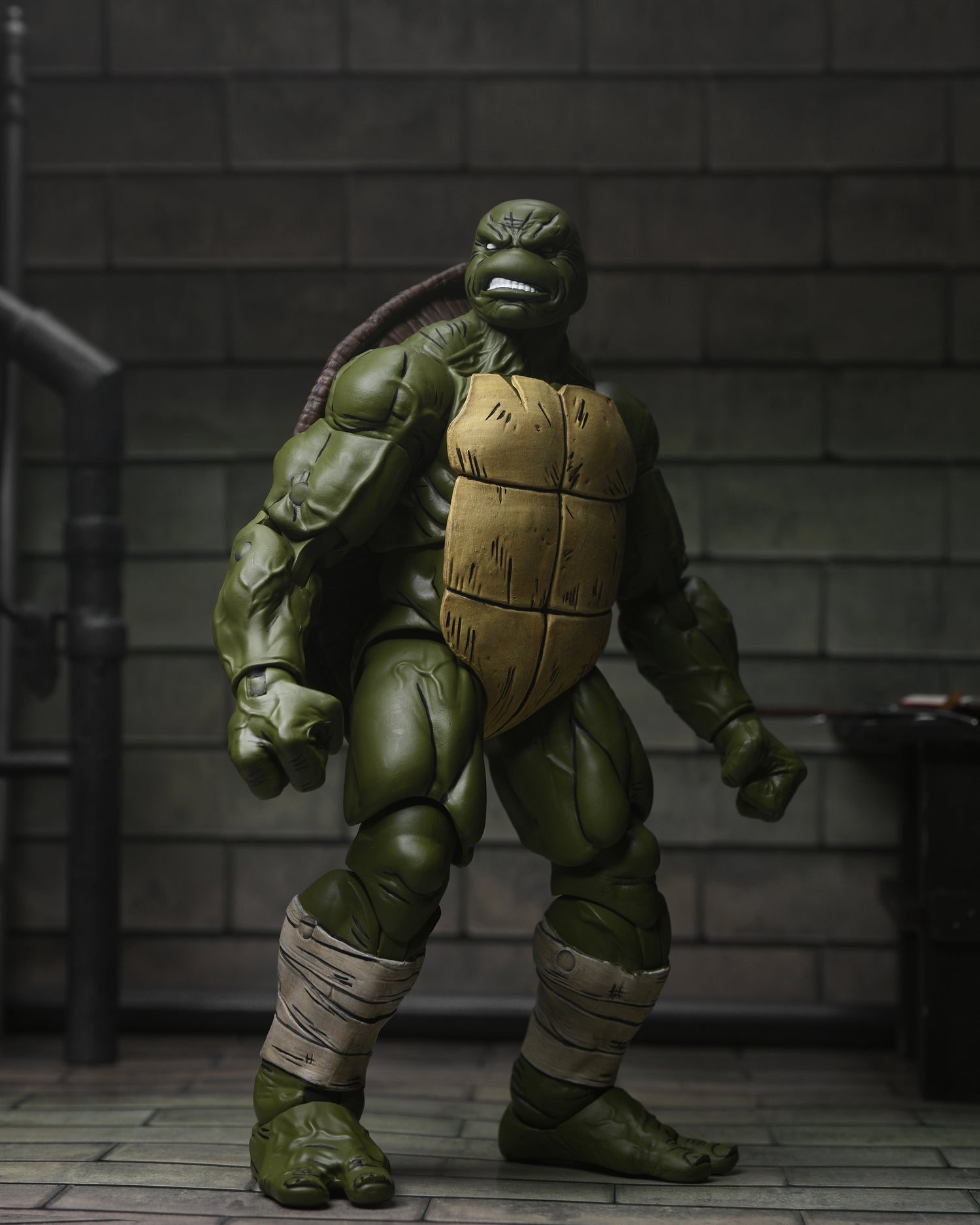 Teenage Mutant Ninja Turtles (The Last Ronin) - 7" Scale Action Figure - Battle Damaged Ronin