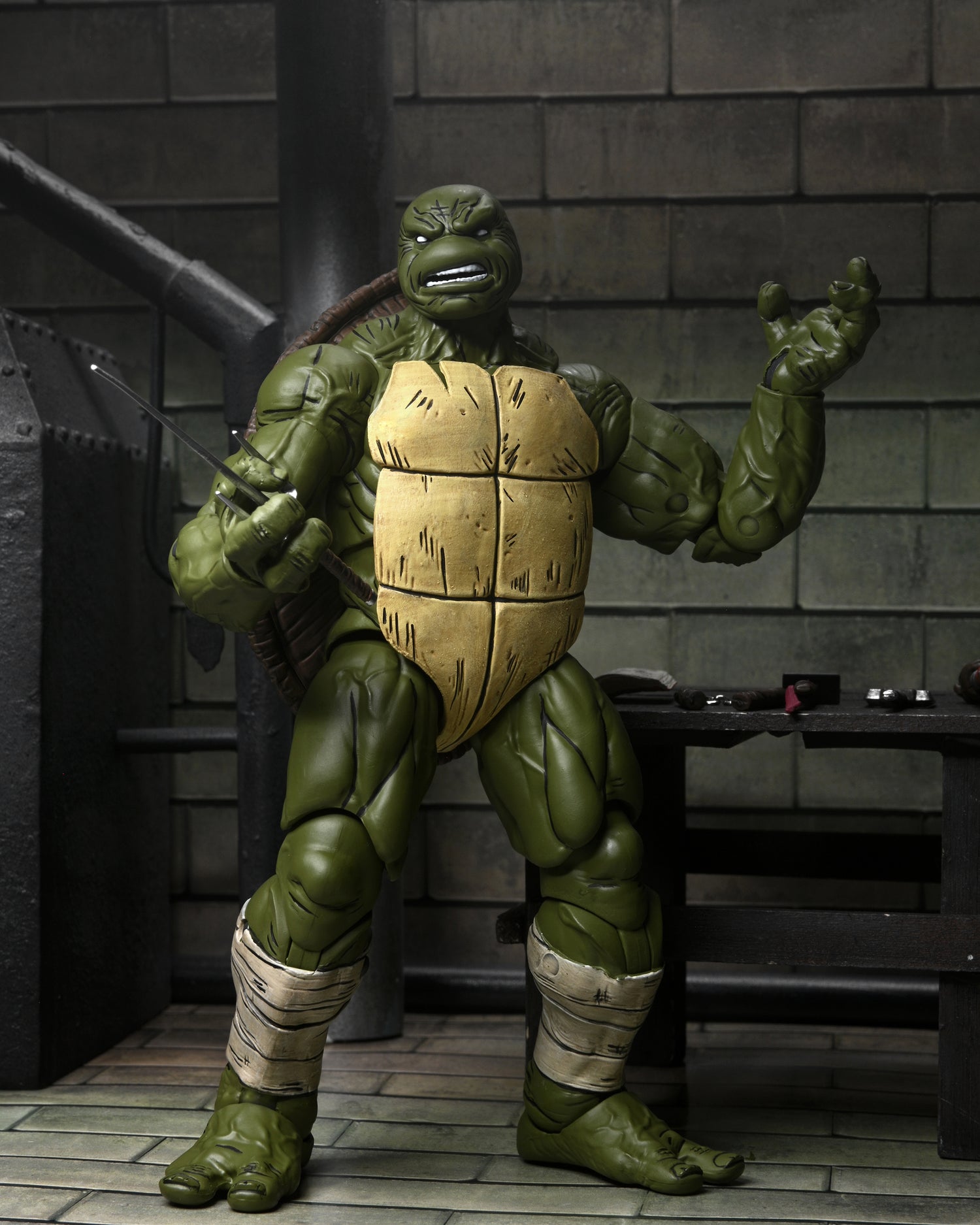 Teenage Mutant Ninja Turtles (The Last Ronin) - 7" Scale Action Figure - Battle Damaged Ronin