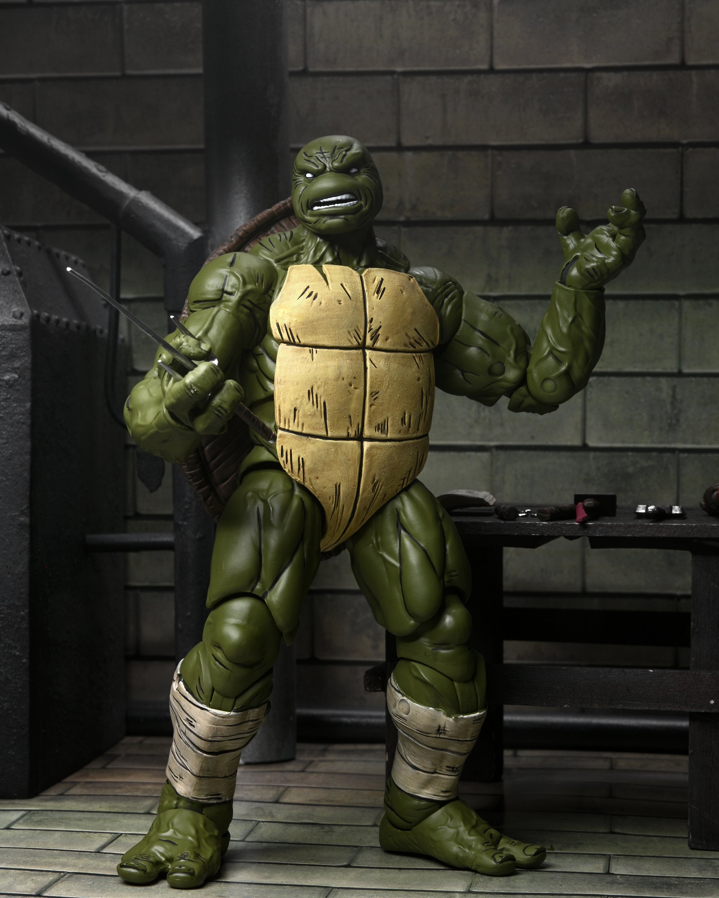 Teenage Mutant Ninja Turtles (The Last Ronin) - 7" Scale Action Figure - Battle Damaged Ronin