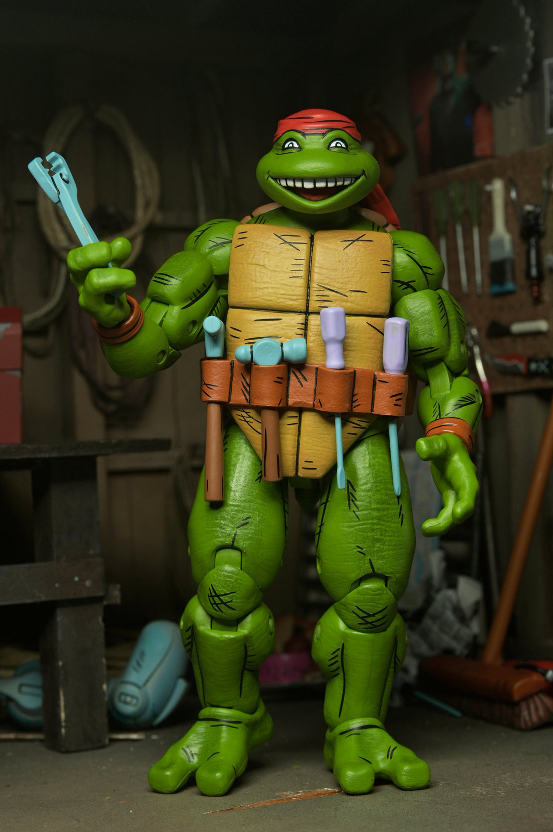 Teenage Mutant Ninja Turtles (Mirage Comics) - Handyman Donatello 7&quot; Scale Action Figure - NECA