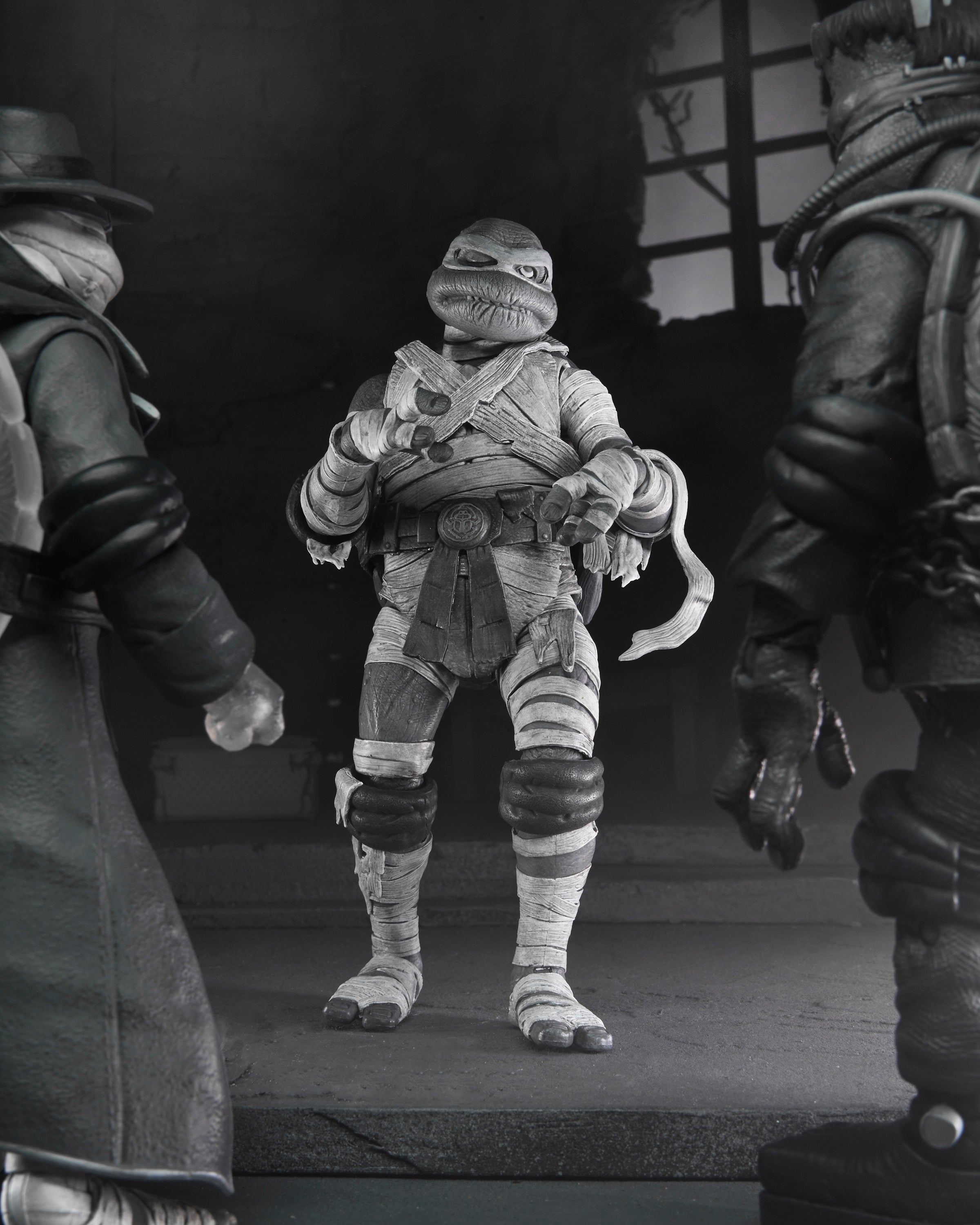 Universal Monsters x Teenage Mutant Ninja Turtles – Black &amp; White Turtles 7” Scale Action Figure 4-Pack - NECA
