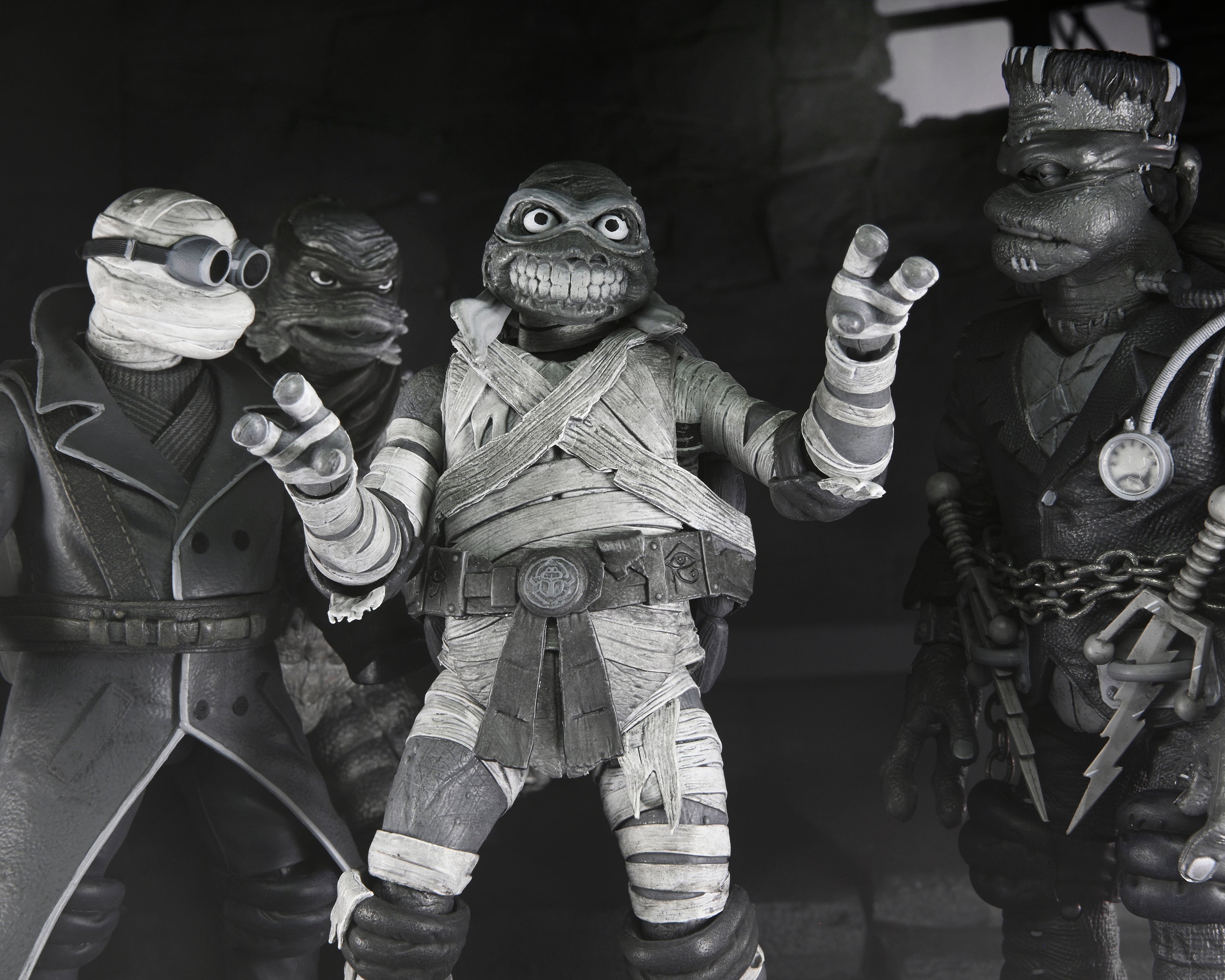 Universal Monsters x Teenage Mutant Ninja Turtles – Black &amp; White Turtles 7” Scale Action Figure 4-Pack - NECA