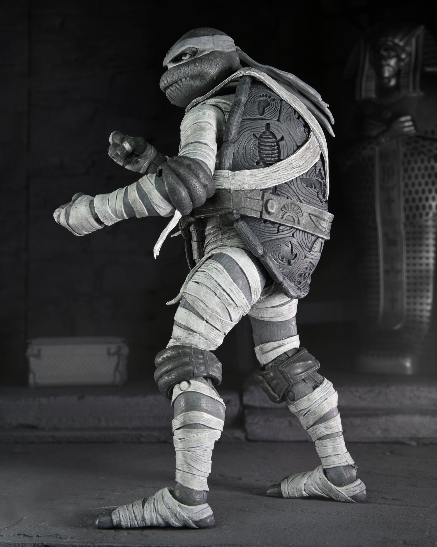 Universal Monsters x Teenage Mutant Ninja Turtles – Black &amp; White Turtles 7” Scale Action Figure 4-Pack - NECA