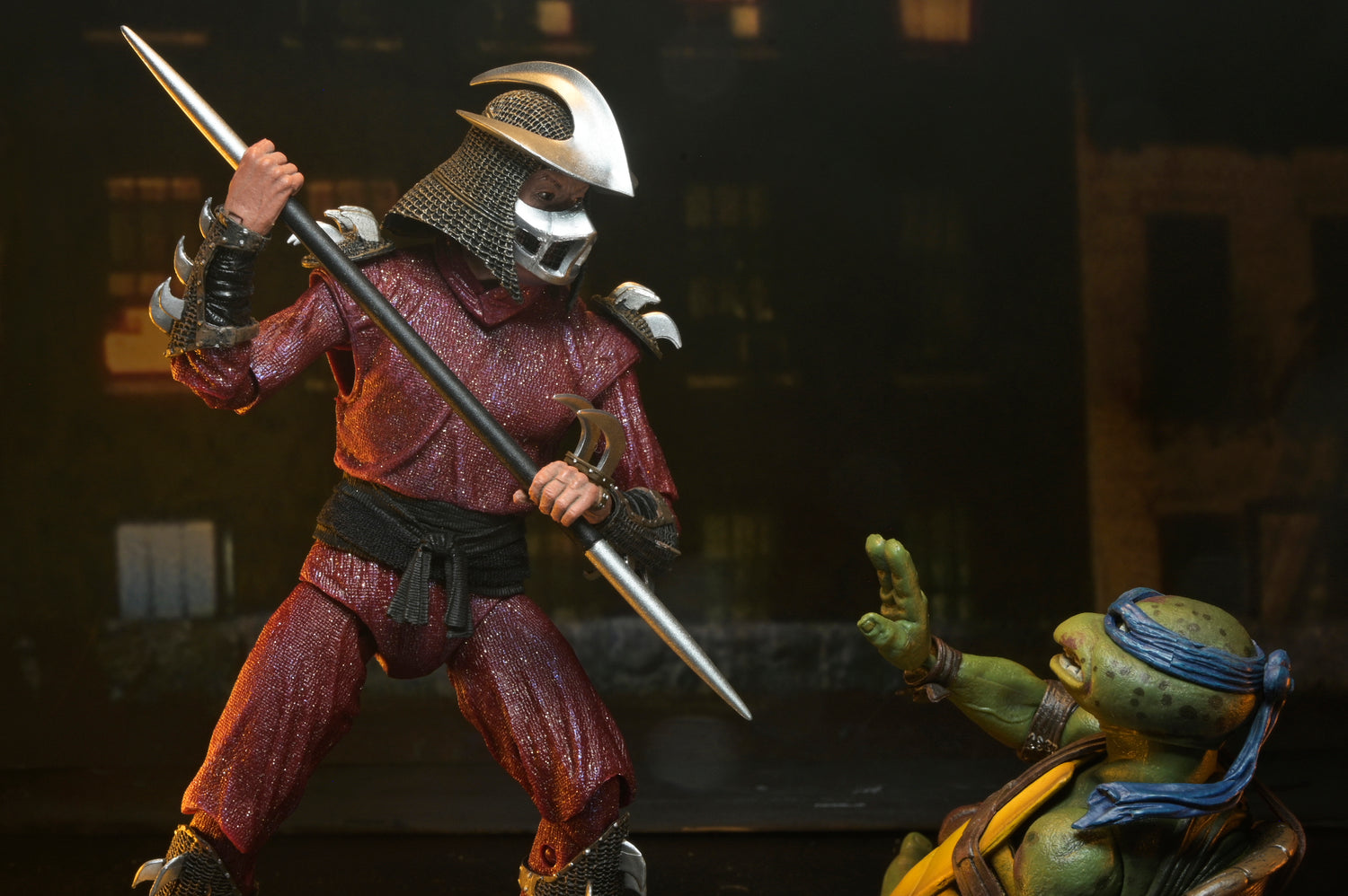 Teenage Mutant Ninja Turtles (1990 Movie) - Rooftop Battle Leonardo vs. Shredder 7" Scale Action Figure (2-Pack)