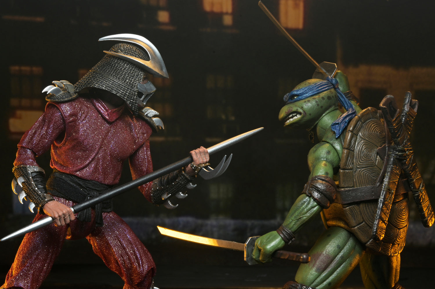 Teenage Mutant Ninja Turtles (1990 Movie) - Rooftop Battle Leonardo vs. Shredder 7" Scale Action Figure (2-Pack)