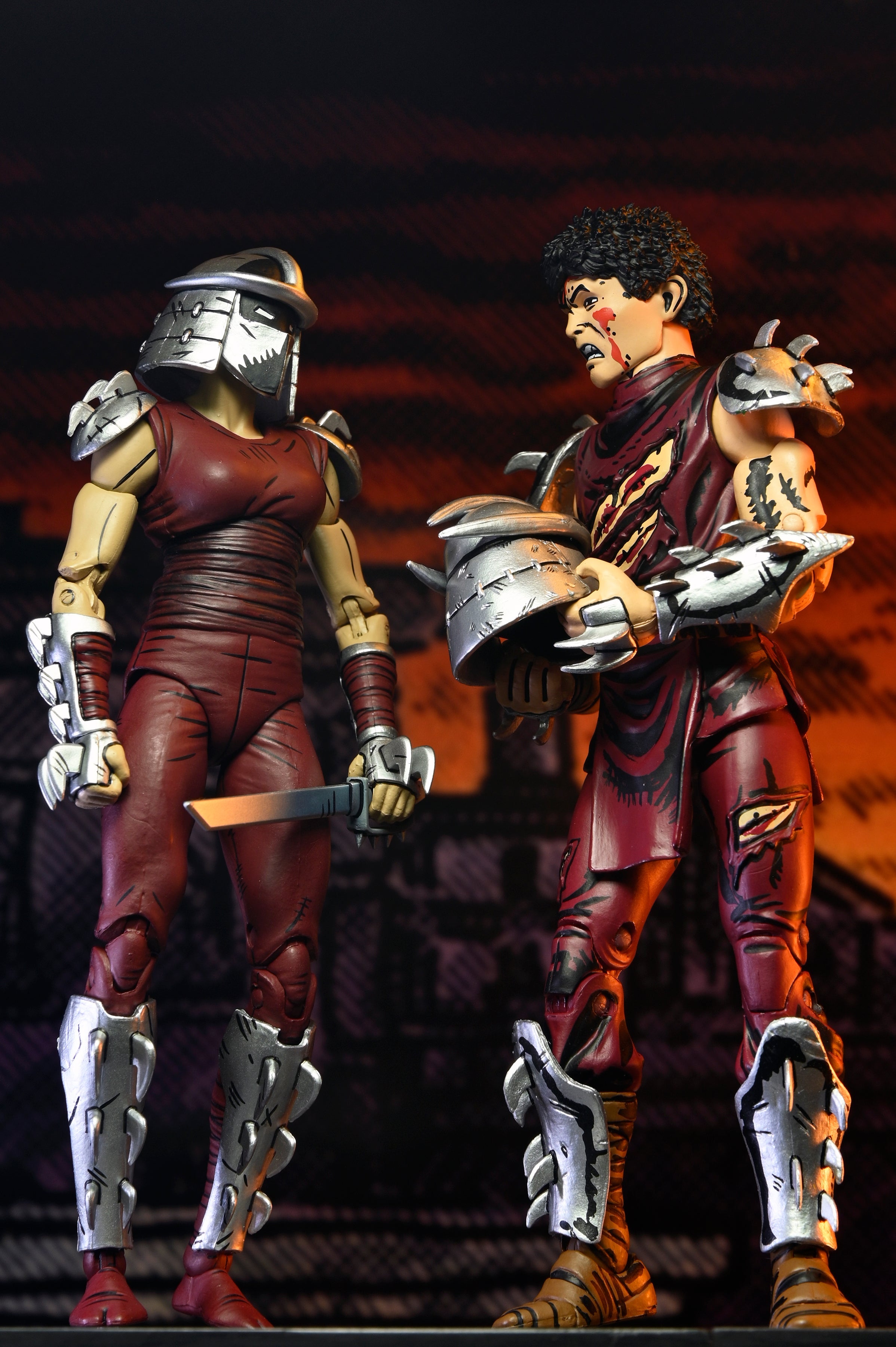 Teenage Mutant Ninja Turtles (Mirage Comics) - Battle-Damaged Shredder 7&quot; Scale Action Figure (Classic Colors) - NECA