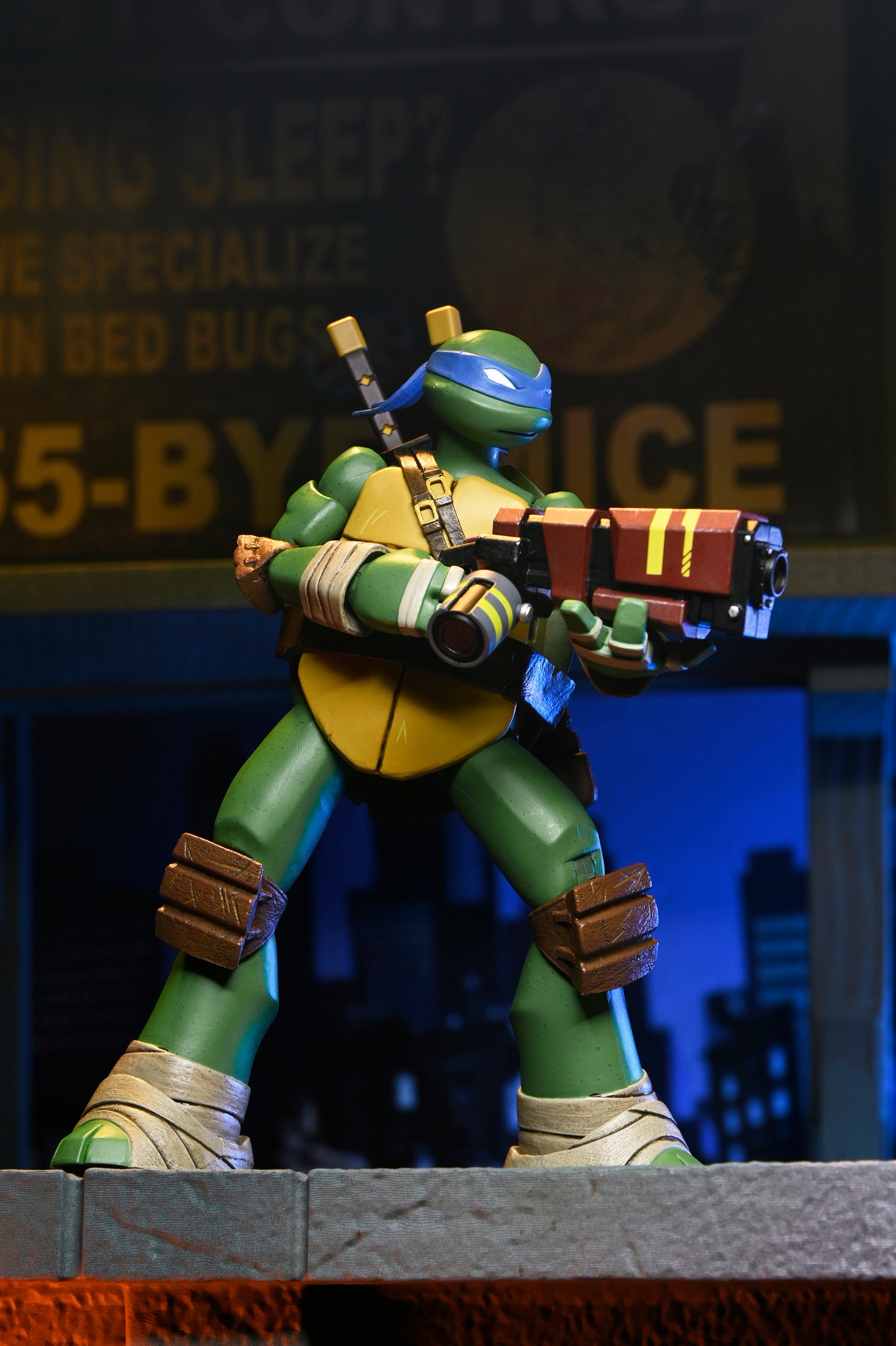 Teenage Mutant Ninja Turtles (2012 Cartoon) - Ultimate Leonardo 7" Scale Action Figure - NECA