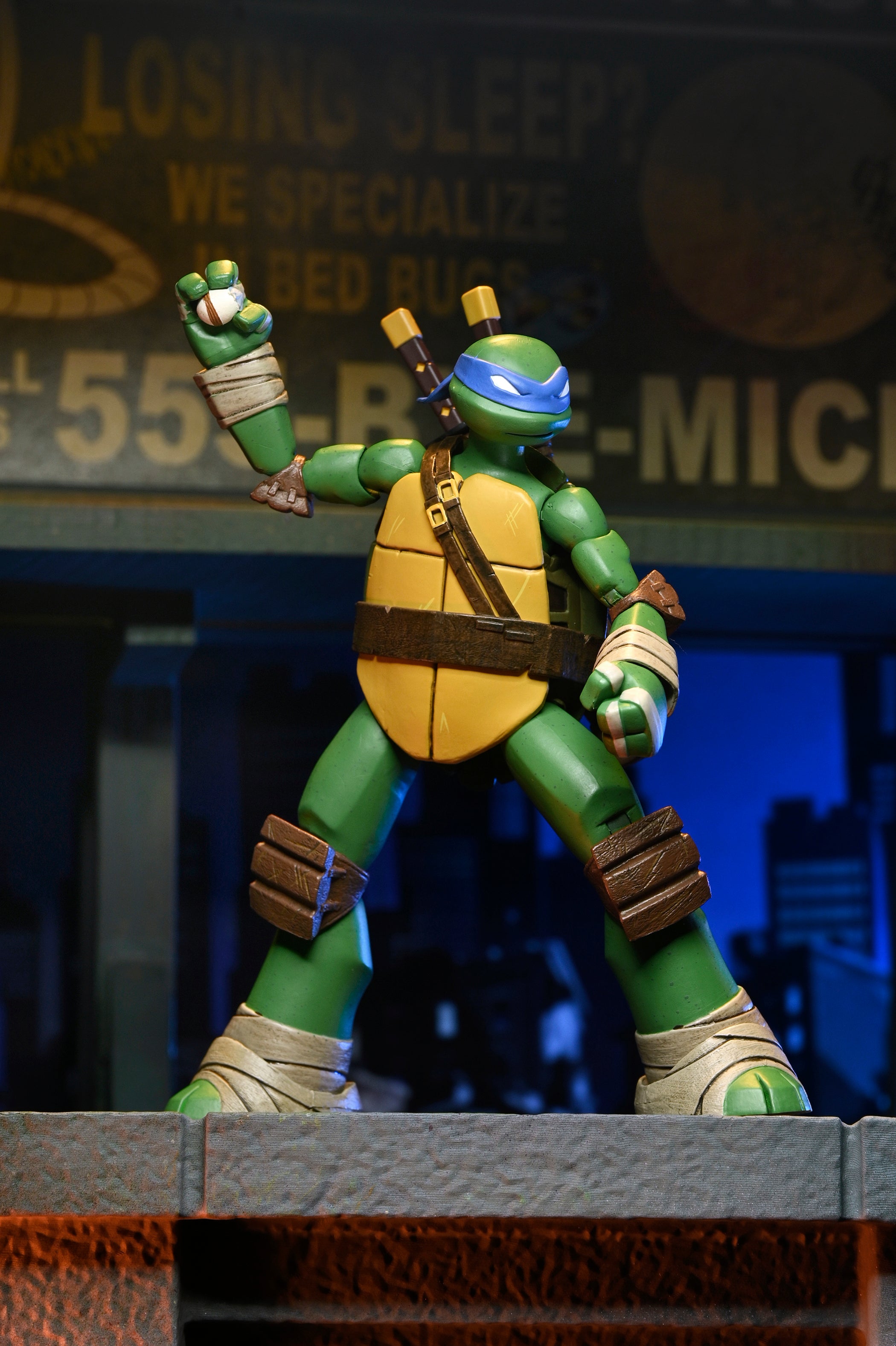 Teenage Mutant Ninja Turtles (2012 Cartoon) - Ultimate Leonardo 7" Scale Action Figure - NECA