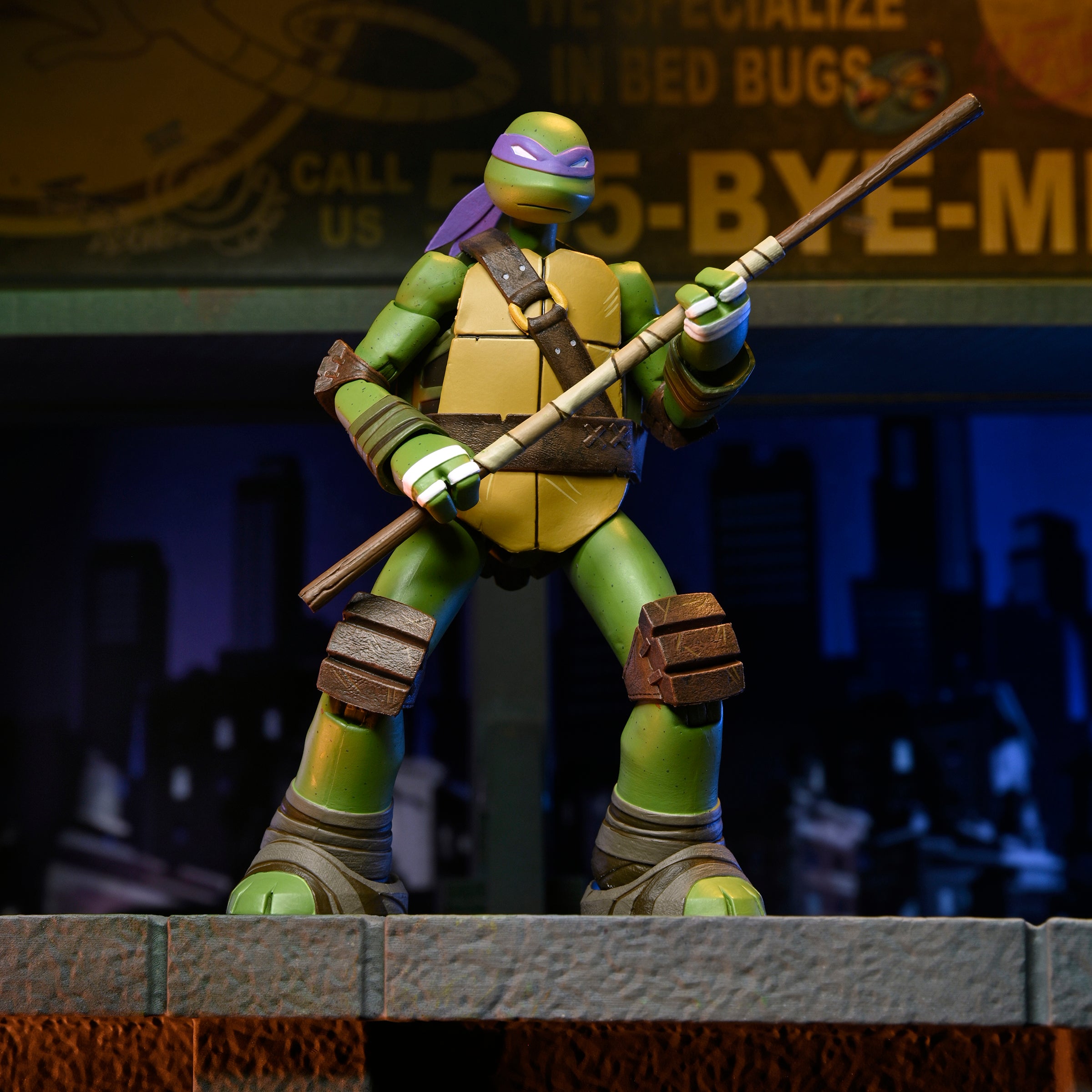Teenage Mutant Ninja Turtles (2012 Cartoon) - Ultimate Donatello 7" Scale Action Figure - NECA