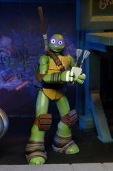 Teenage Mutant Ninja Turtles (2012 Cartoon) - Ultimate Donatello 7" Scale Action Figure - NECA