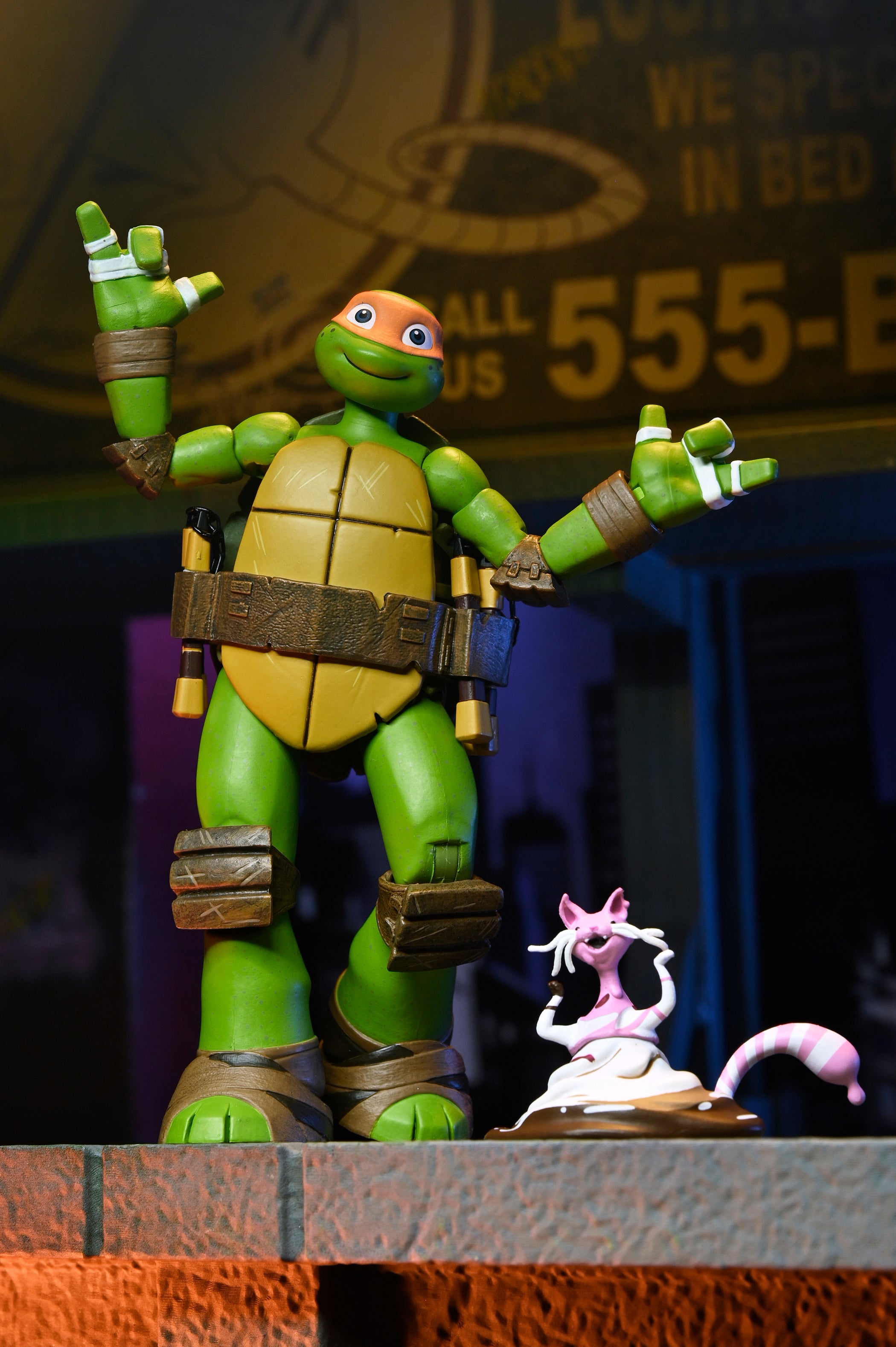 Teenage Mutant Ninja Turtles (2012 Cartoon) - Ultimate Michelangelo 7&quot; Scale Action Figure - NECA