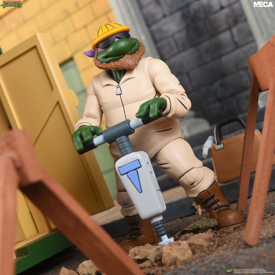 Teenage Mutant Ninja Turtles (1987 Cartoon) - Construction Donatello 7" Scale Action Figure
