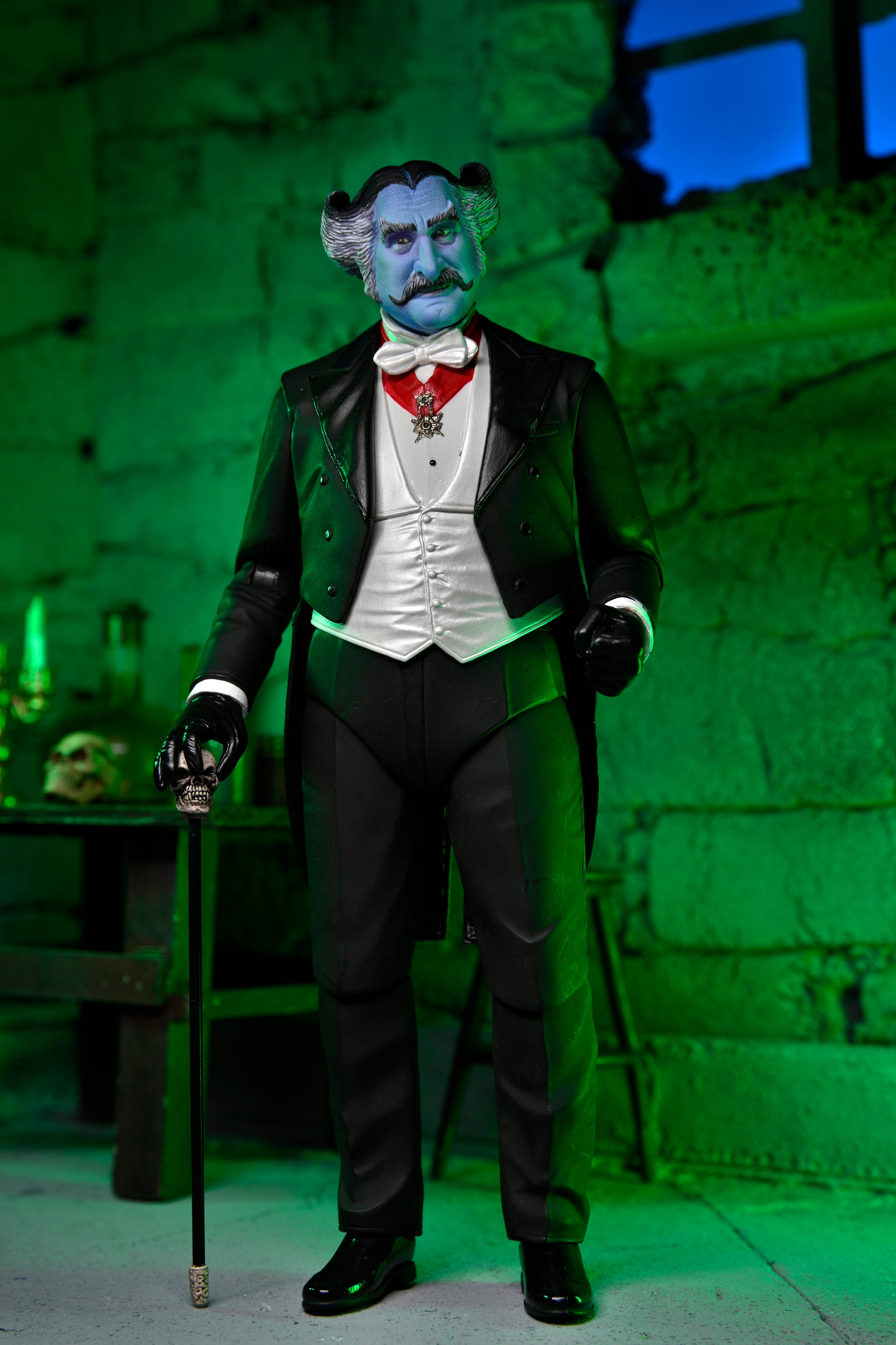 ネカNECA マンスターズThe Munsters アクションフィギュア 新品 Amazon.com: NECA Rob Zombie's The Munsters Figurine Ultimate