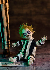 Beetlejuice Beetlejuice - Ultimate Striped Suit Beetlejuice 7" Scale Action Figure - NECA