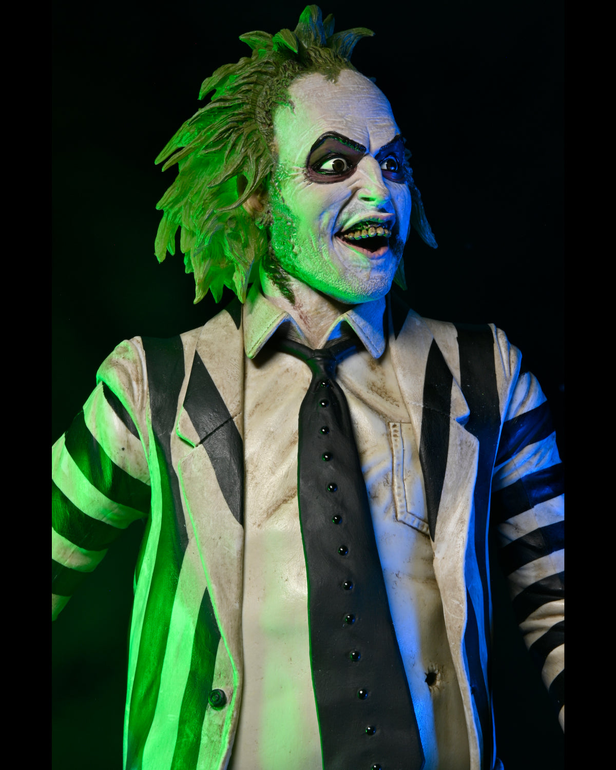 Beetlejuice 18&quot; Action Figure with Sound - NECA