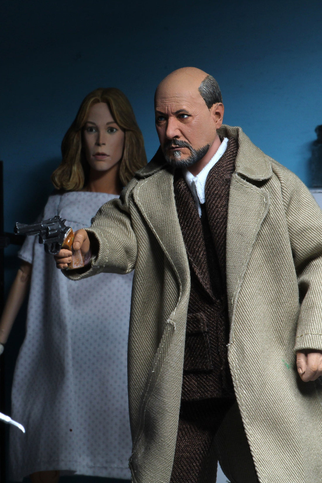 Halloween 2 (1981) - Dr. Loomis &amp; Laurie Strode 8" Clothed Action Figure (2-Pack)