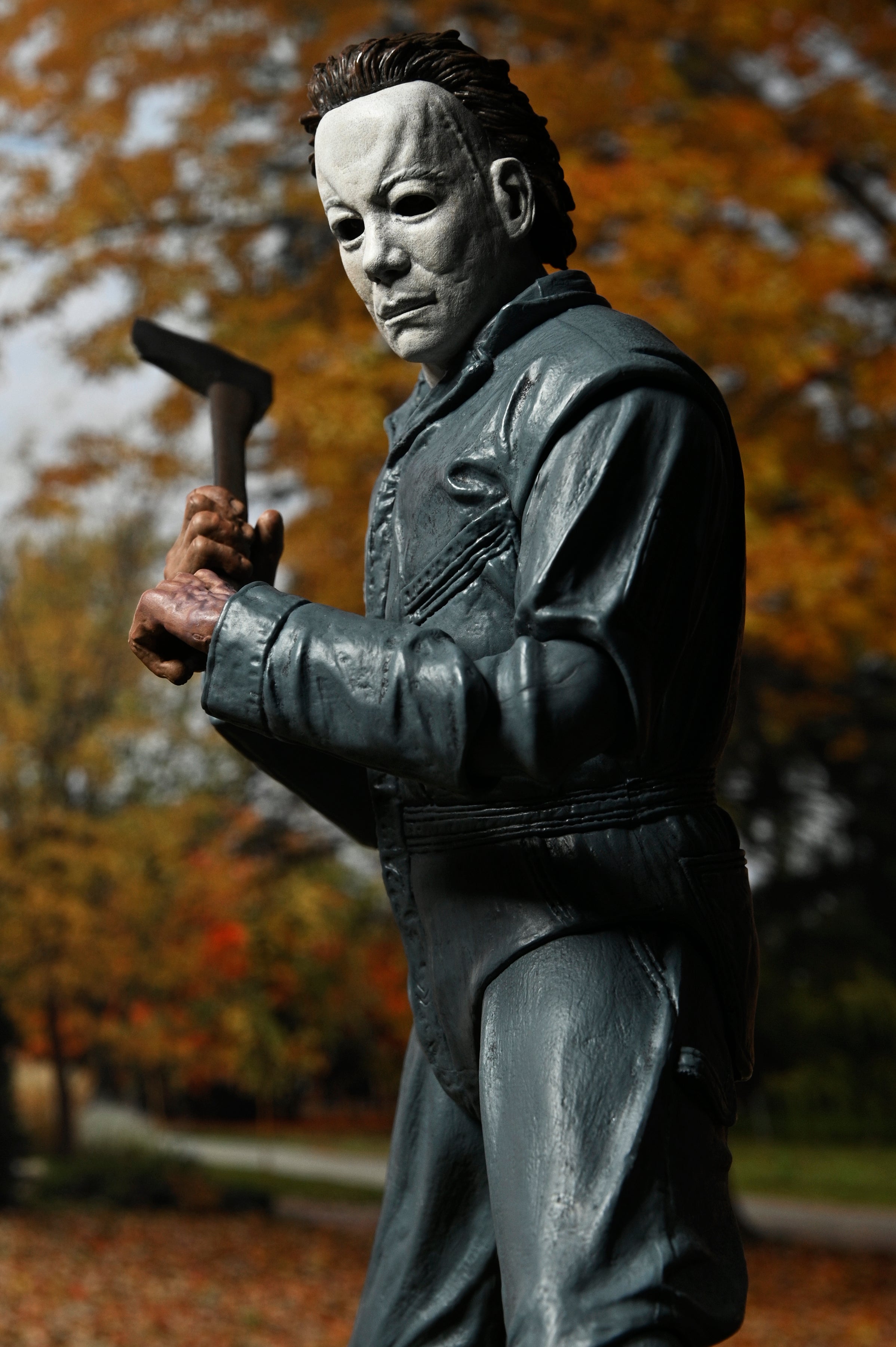Halloween: The Curse of Michael Myers - Ultimate Michael Myers 7&quot; Scale Action Figure - NECA