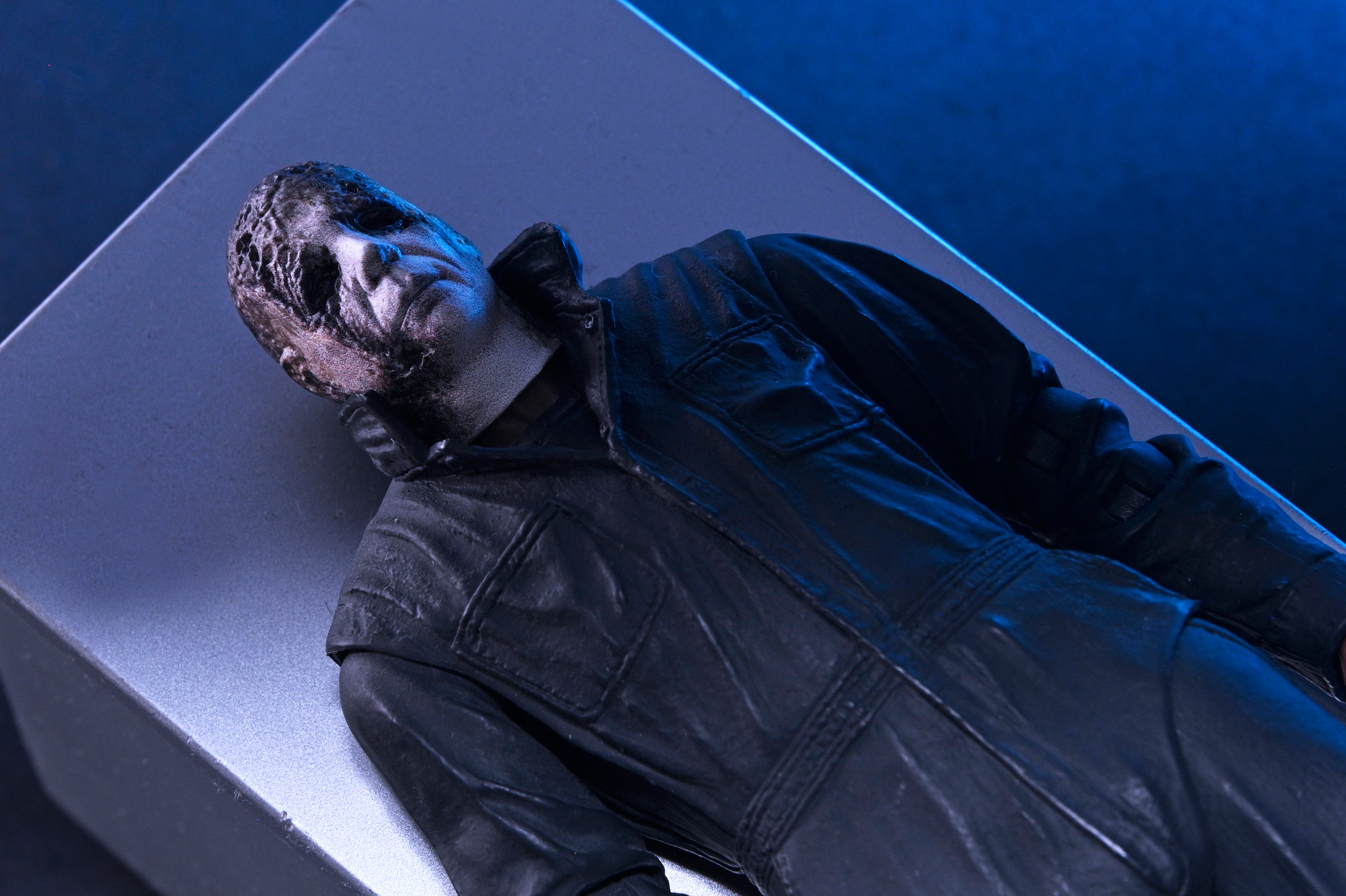 Halloween: Resurrection - Ultimate Michael Myers 7" Scale Action Figure - NECA