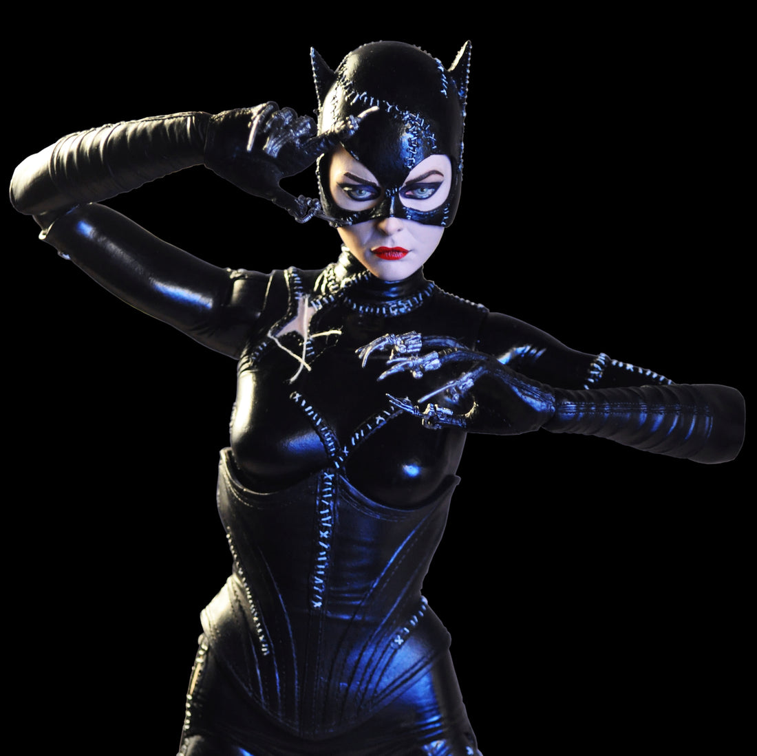 Batman Returns - 1/4 Scale Action Figure - Catwoman (Michelle Pfeiffer) - NECA