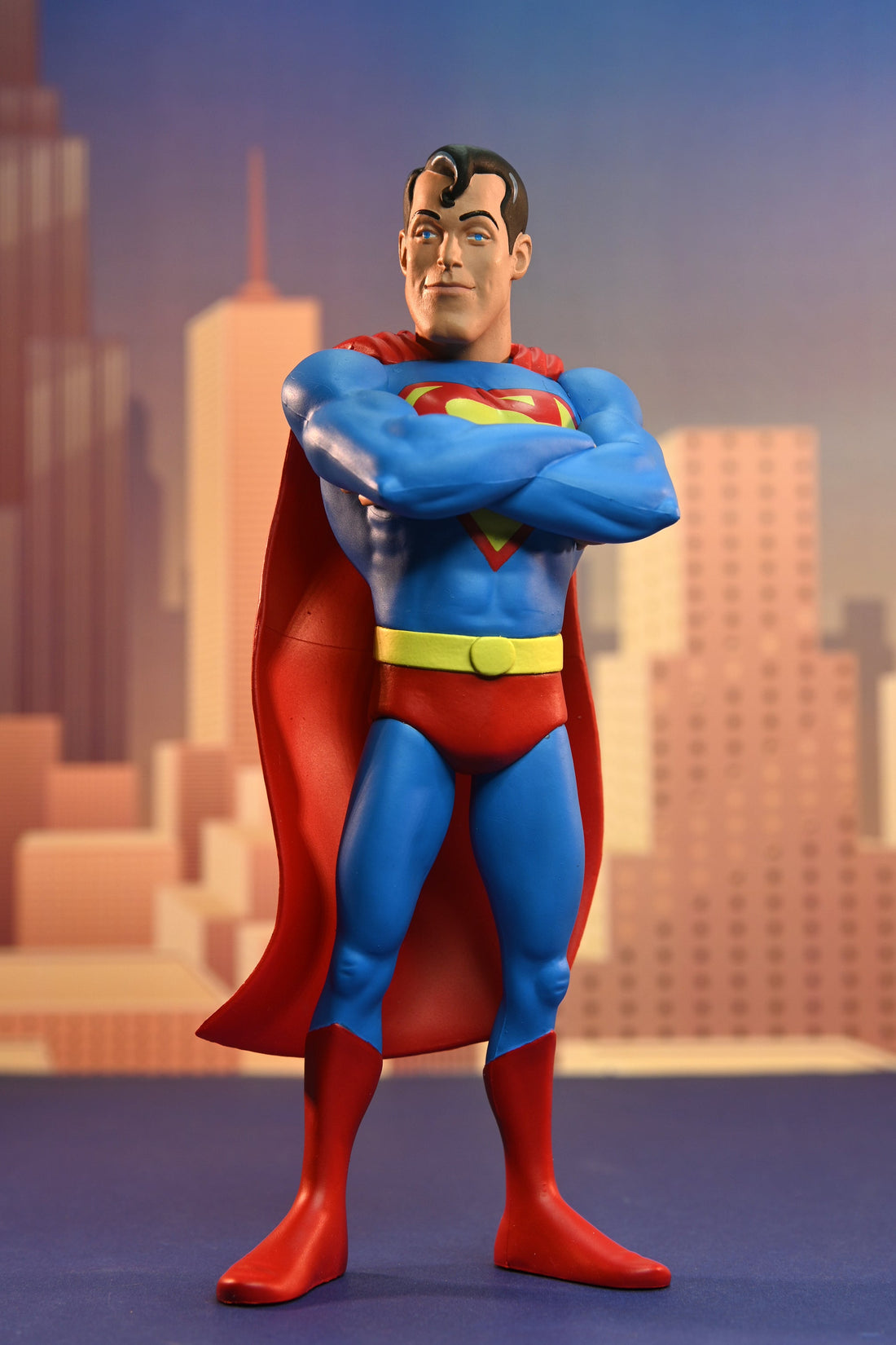 DC Comics (Classic) - Toony Classics Superman 6&quot; Scale Action Figure - NECA