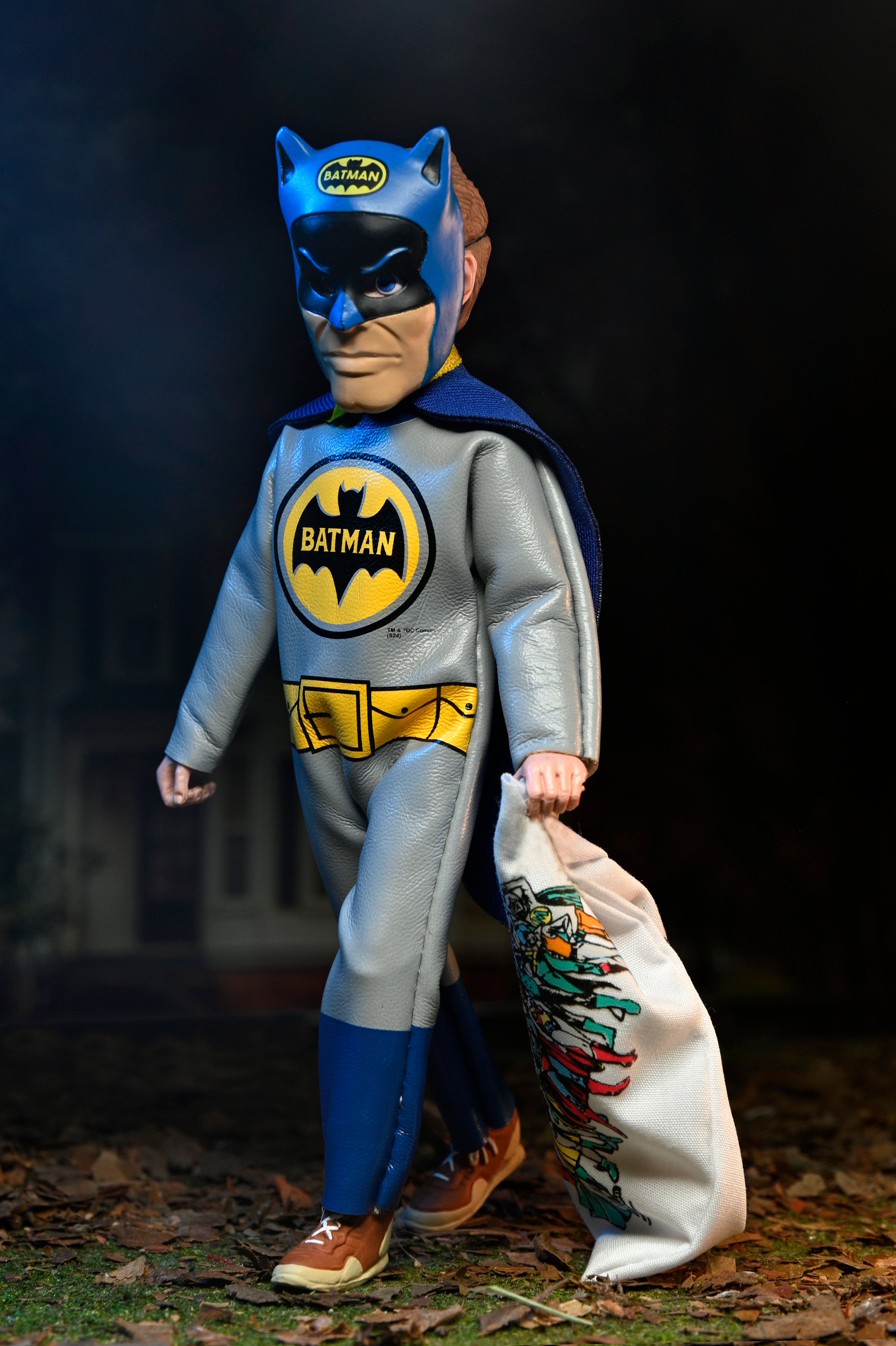 DC Comics x Ben Cooper Costume Kids Collection Series 5 - Batman Costumed Action Figure - NECA