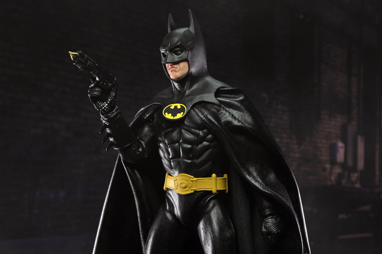 Batman (1989 Film) - Batman 8” Clothed Action Figure - NECA