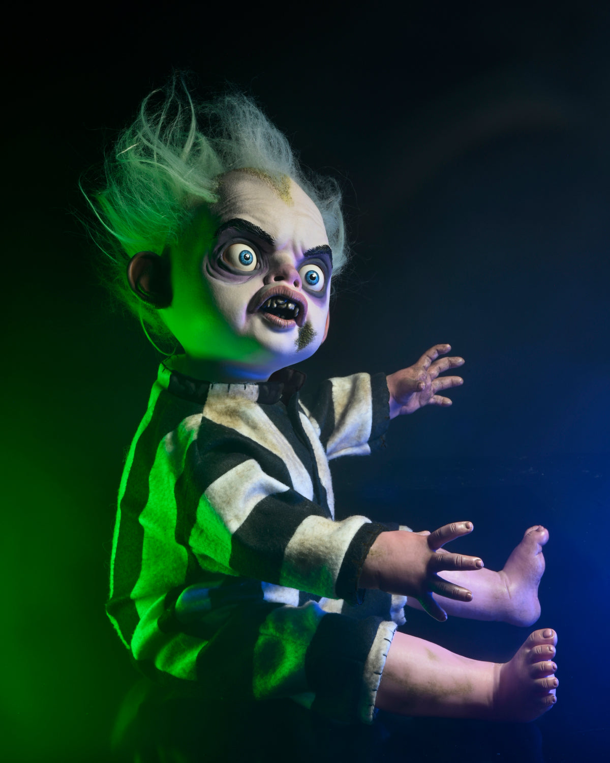 Beetlejuice Beetlejuice – Life-Size Baby Beetlejuice 1:1 Prop Replica - NECA