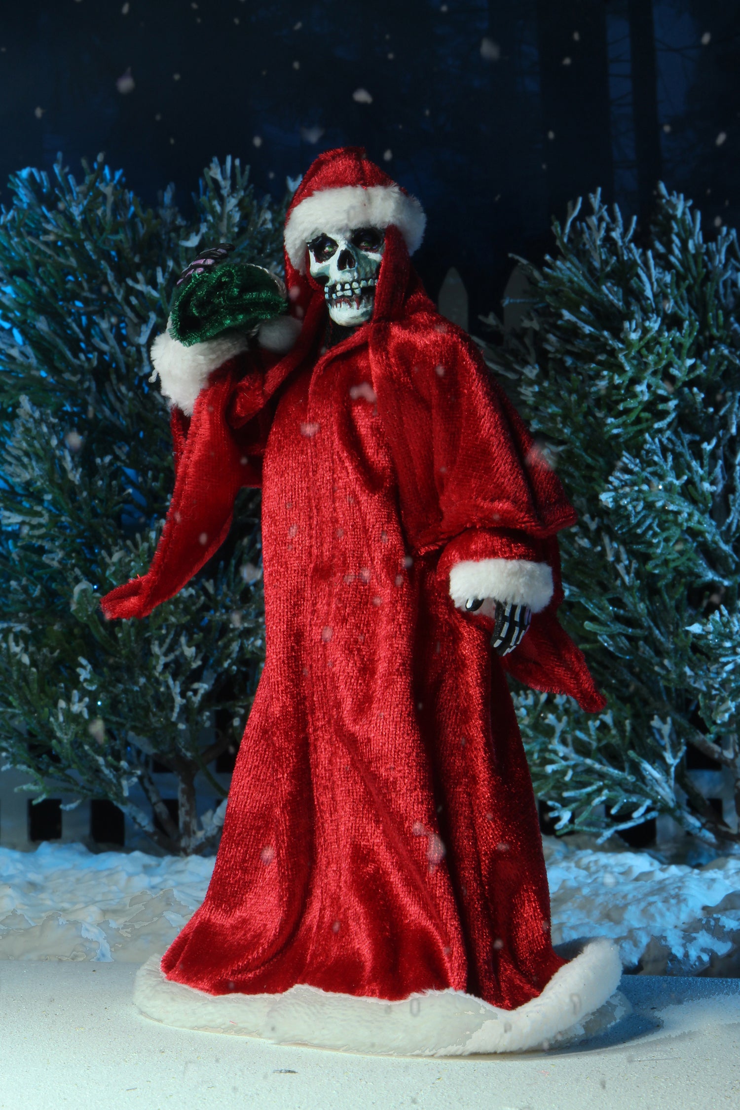 Misfits - Holiday Fiend 8&quot; Clothed Action Figure - NECA