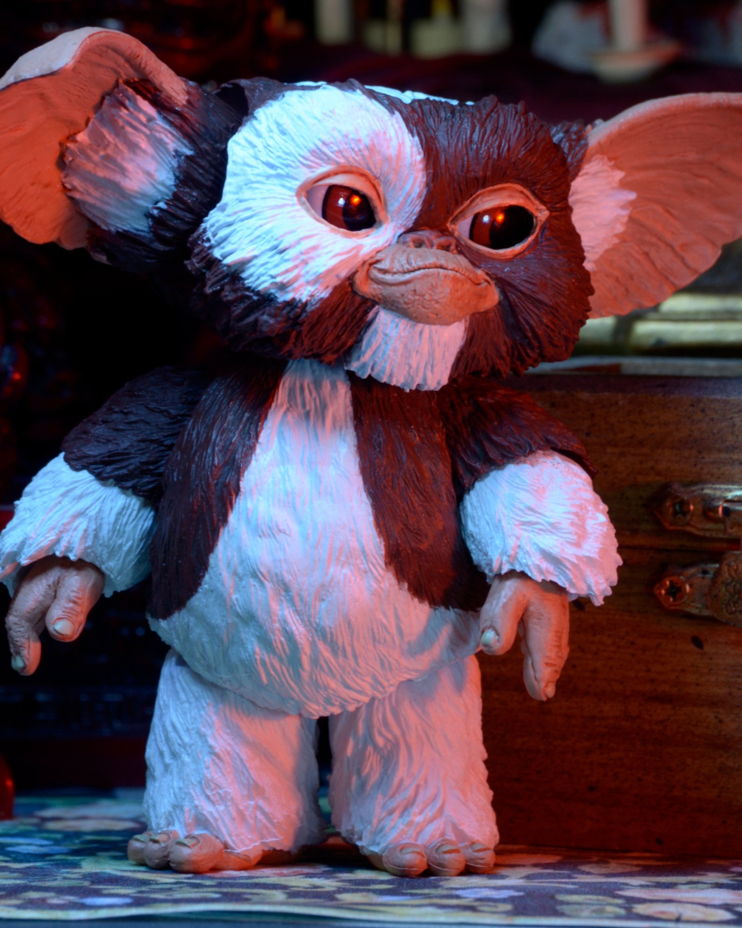 Gremlins - Ultimate Gizmo 7" Scale Action Figure - NECA