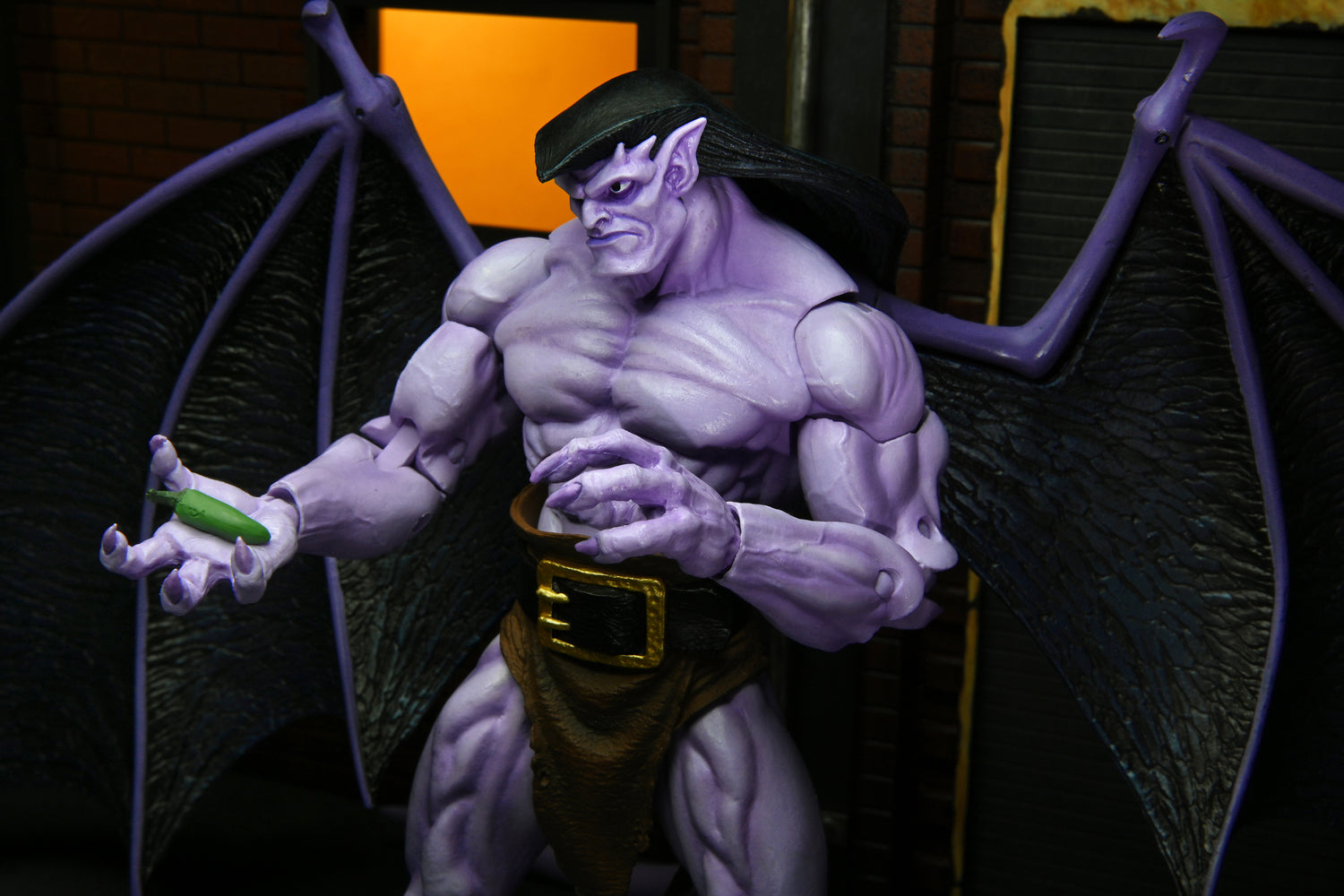 Gargoyles - Ultimate Goliath 7&quot; Scale Action Figure - NECA