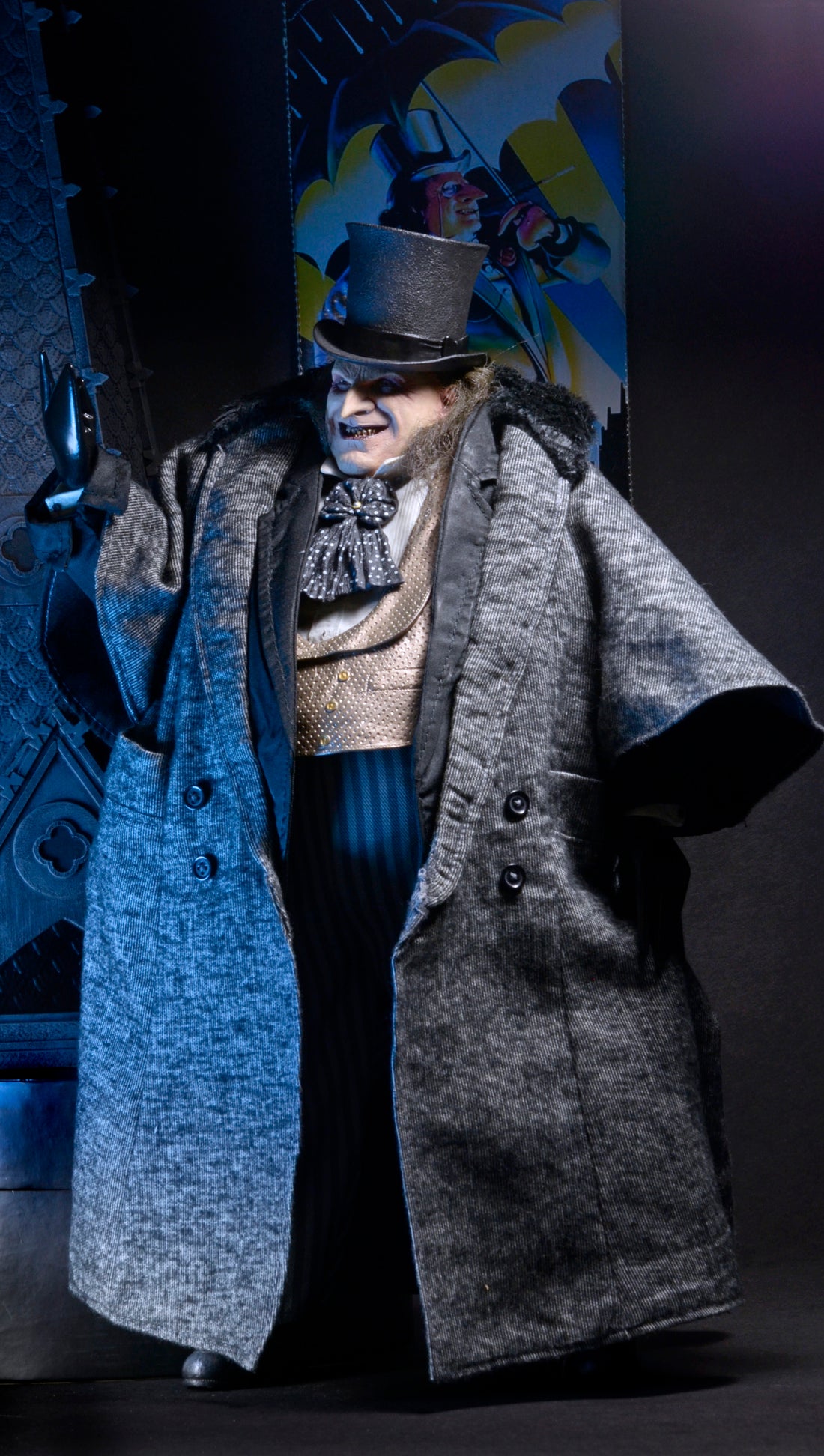 Batman Returns - 1/4 Scale Action Figure - Mayoral Penguin (Danny Devito) - NECA