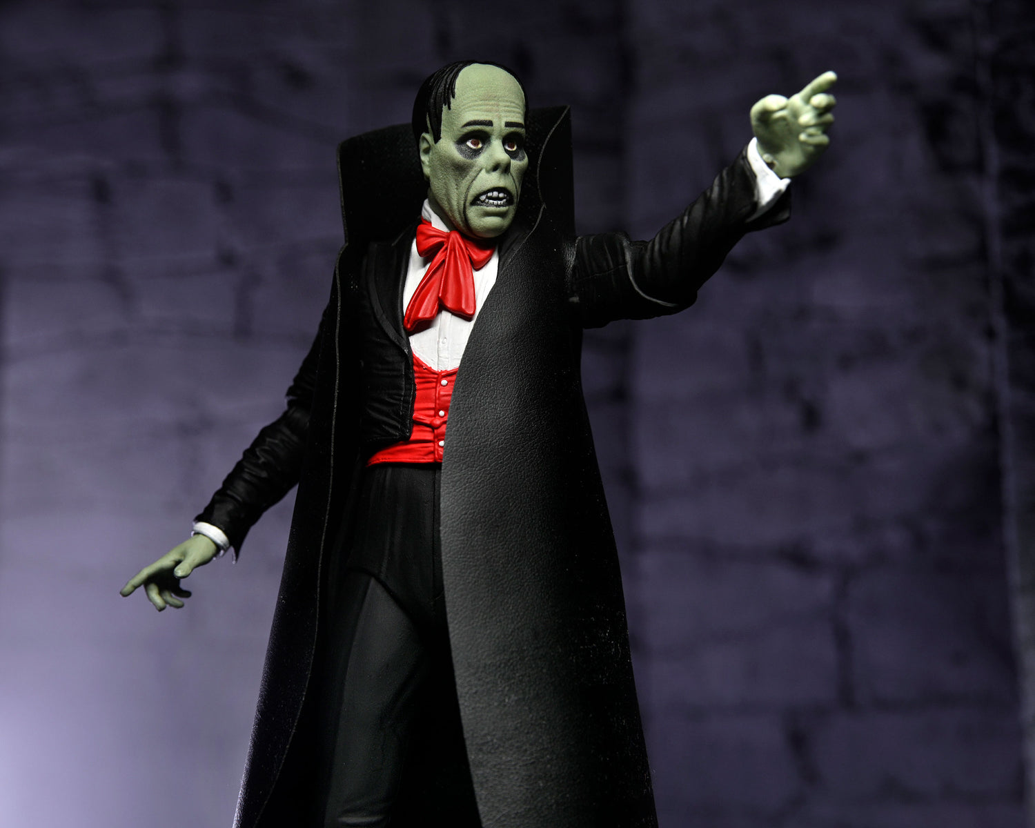 Phantom of the Opera - 7” Scale Action Figure - Glow-in-the-Dark Phantom