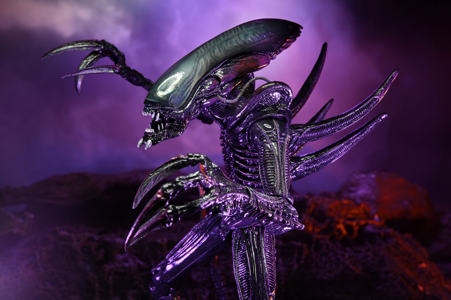 Alien vs Predator - Razor Claws Alien (Movie Deco) 7" Scale Action Figure - NECA