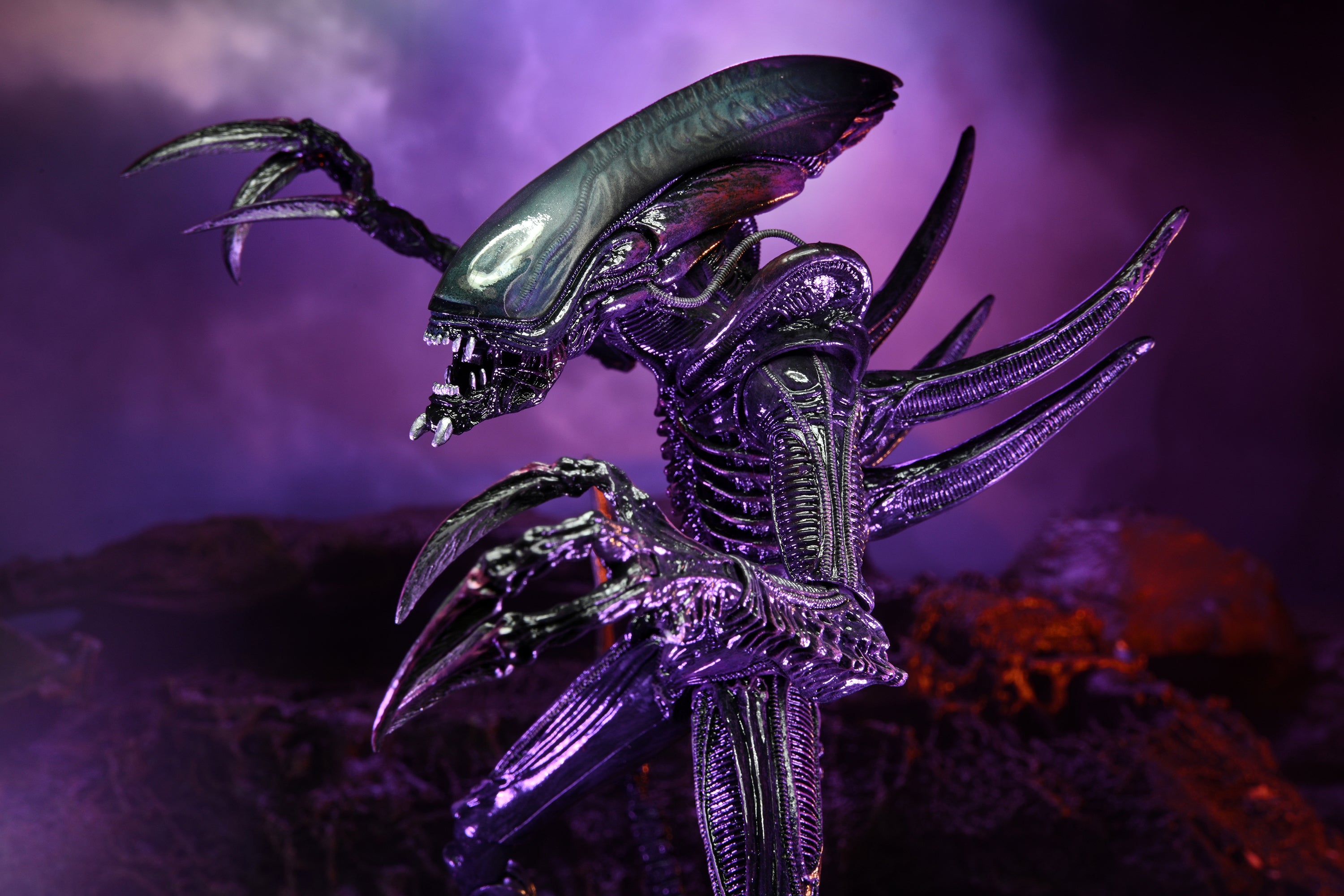 Alien vs Predator - Razor Claws Alien (Movie Deco) 7" Scale Action Figure - NECA