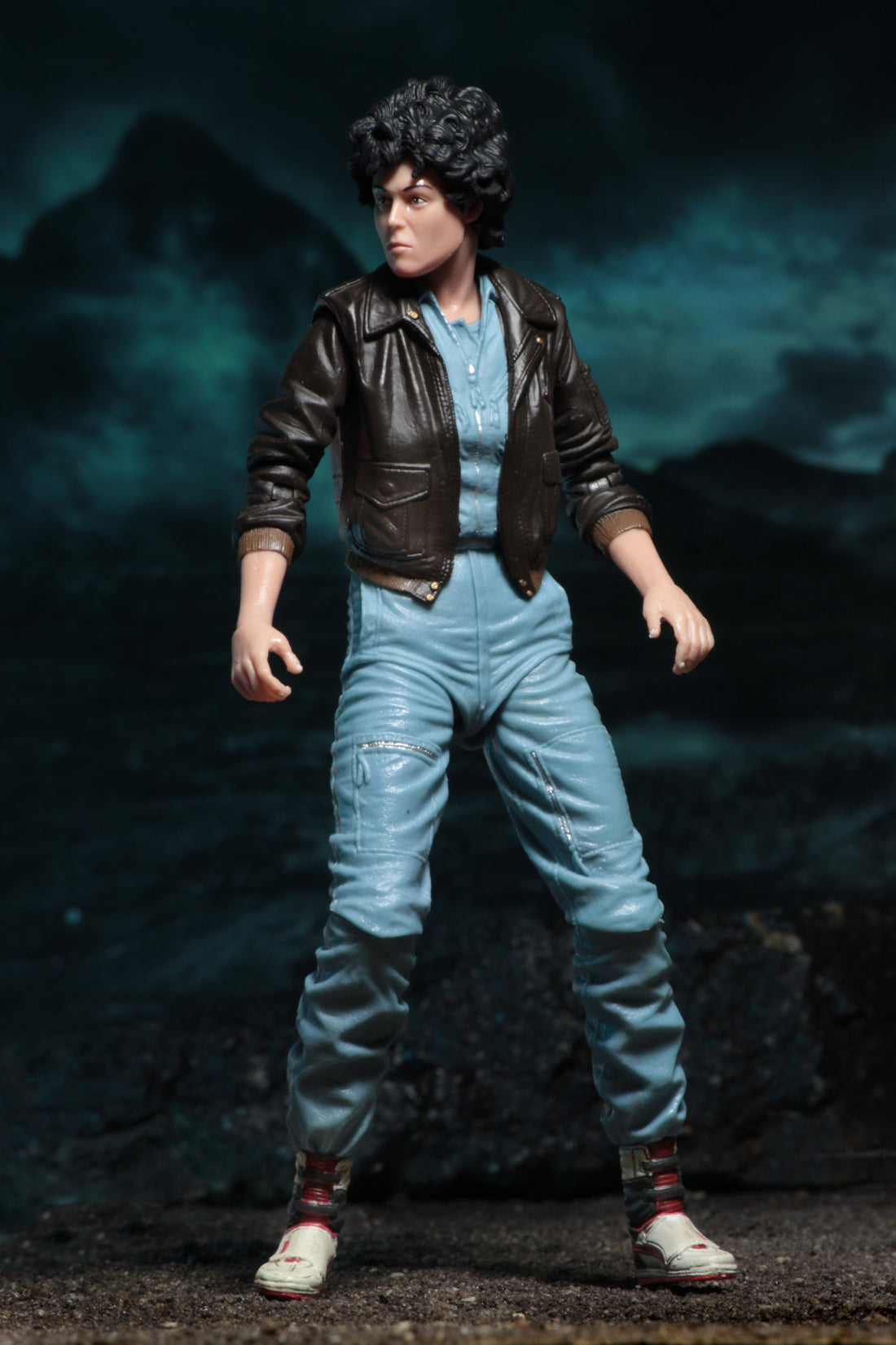 Aliens - Series 12 - Ripley 7" Scale Action Figure (Bomber Jacket Version) - NECA