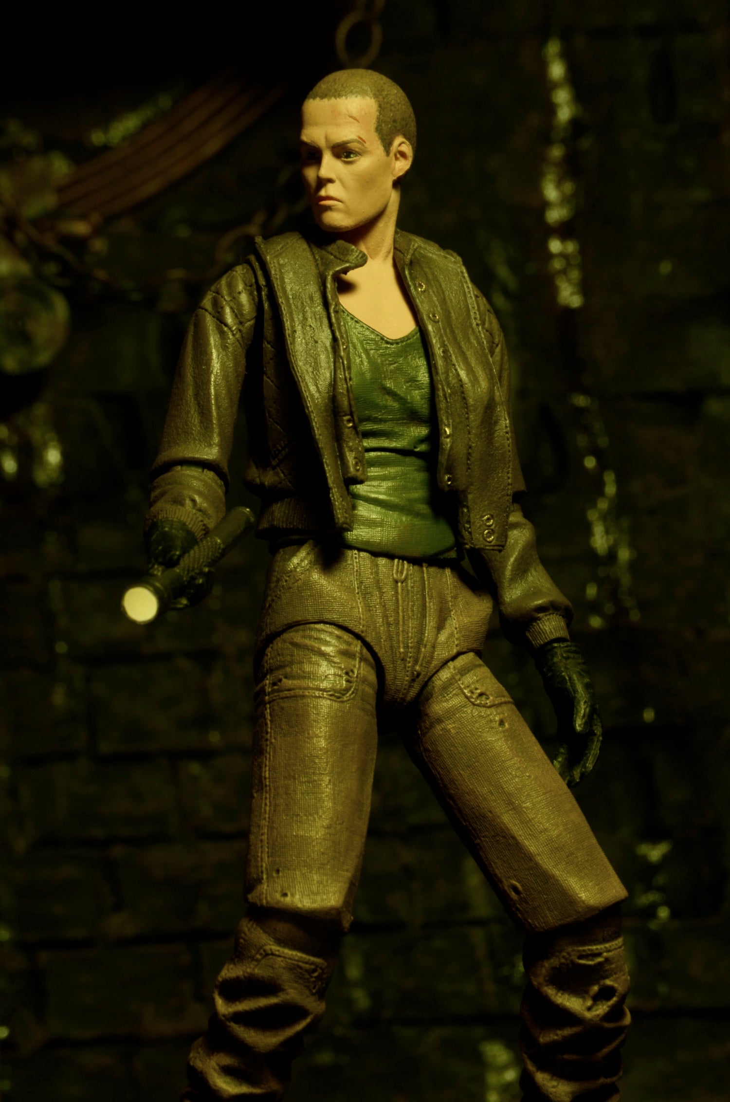 Aliens - 7&quot; Scale Action Figure - Series 8 Ripley