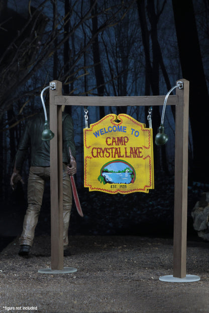 Friday the 13th - Camp Crystal Lake Accessory Set - Camp Crystal Lake Sign - NECA