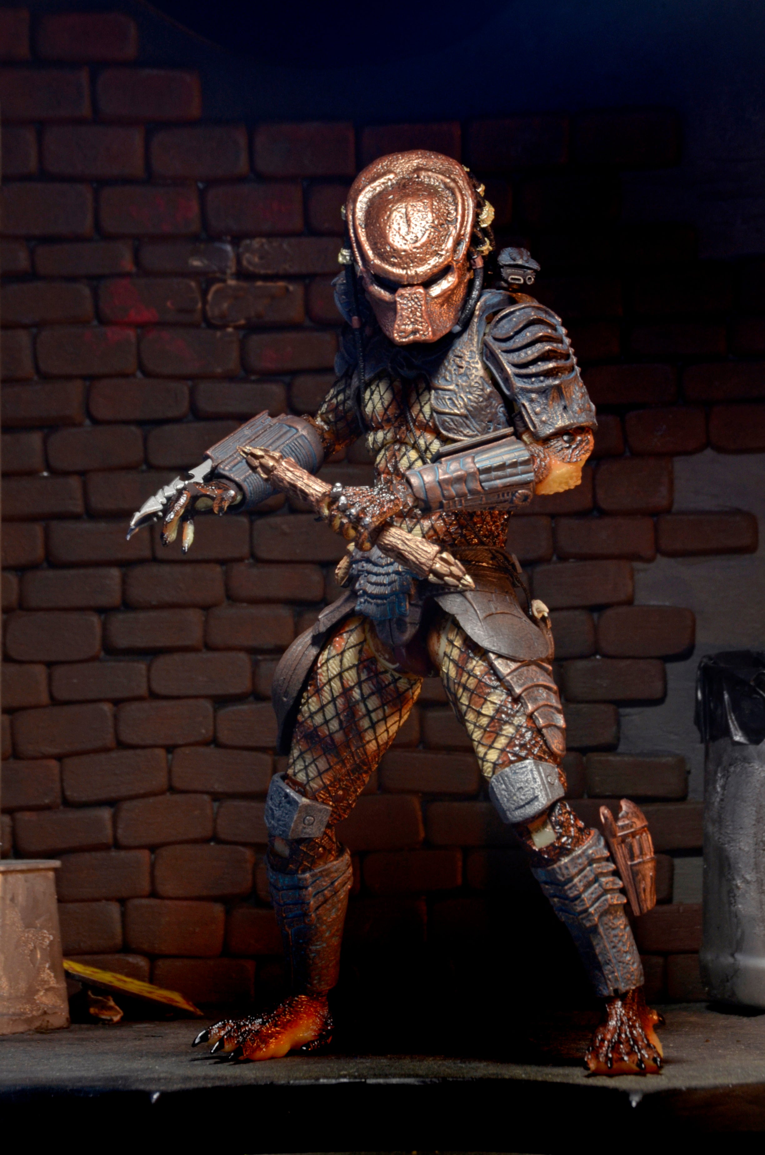Predator - Ultimate City Hunter 7” Scale Action Figure (PRE-ORDER